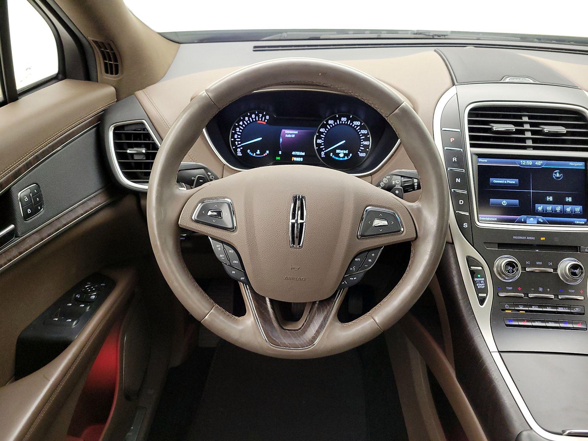 Thumbnail: 2016 Lincoln MKX - 10