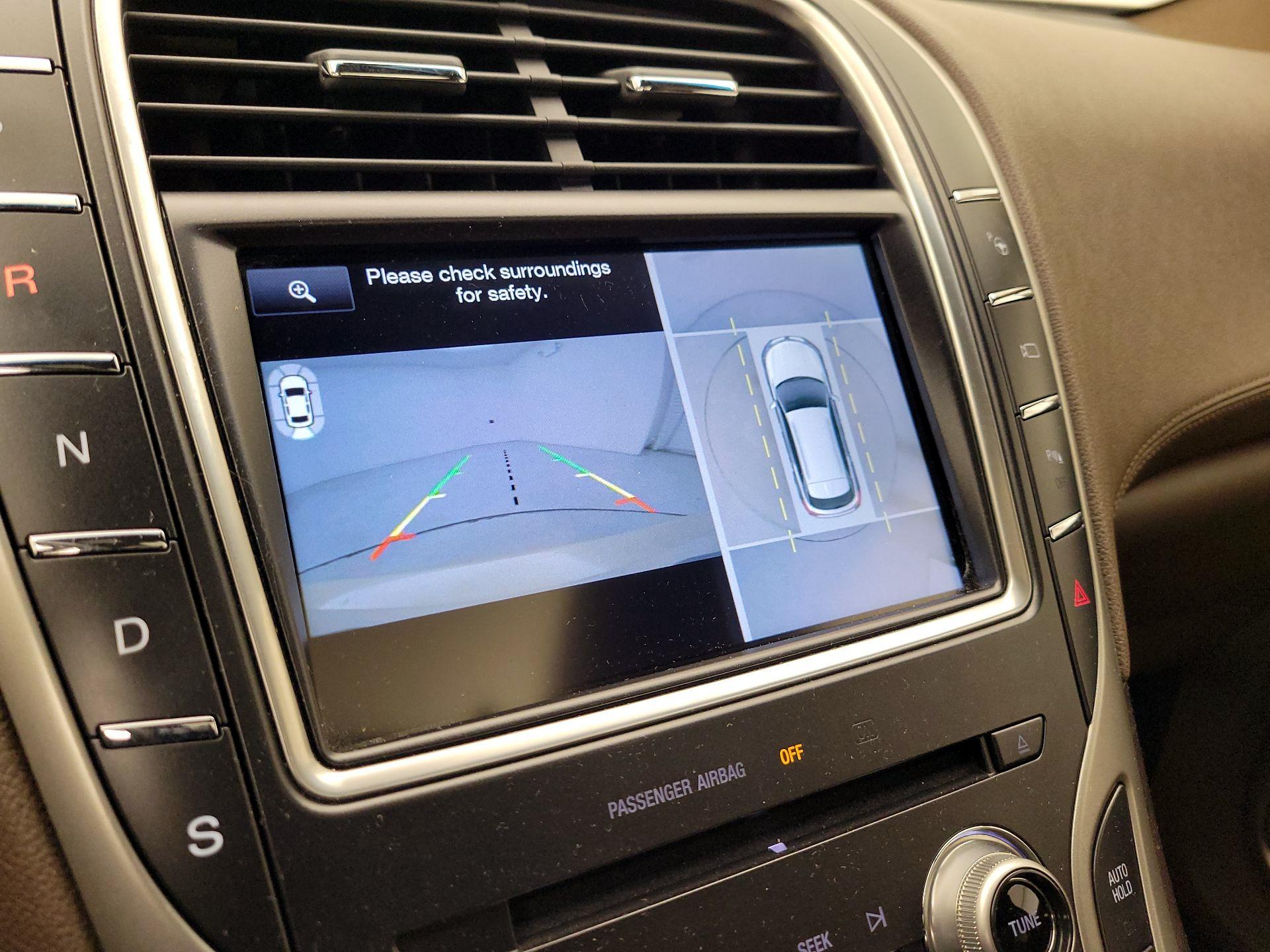 Thumbnail: 2016 Lincoln MKX - 14