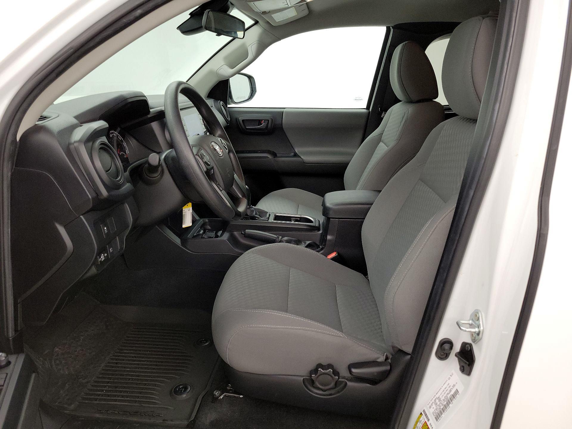 Thumbnail: 2022 Toyota Tacoma - 11