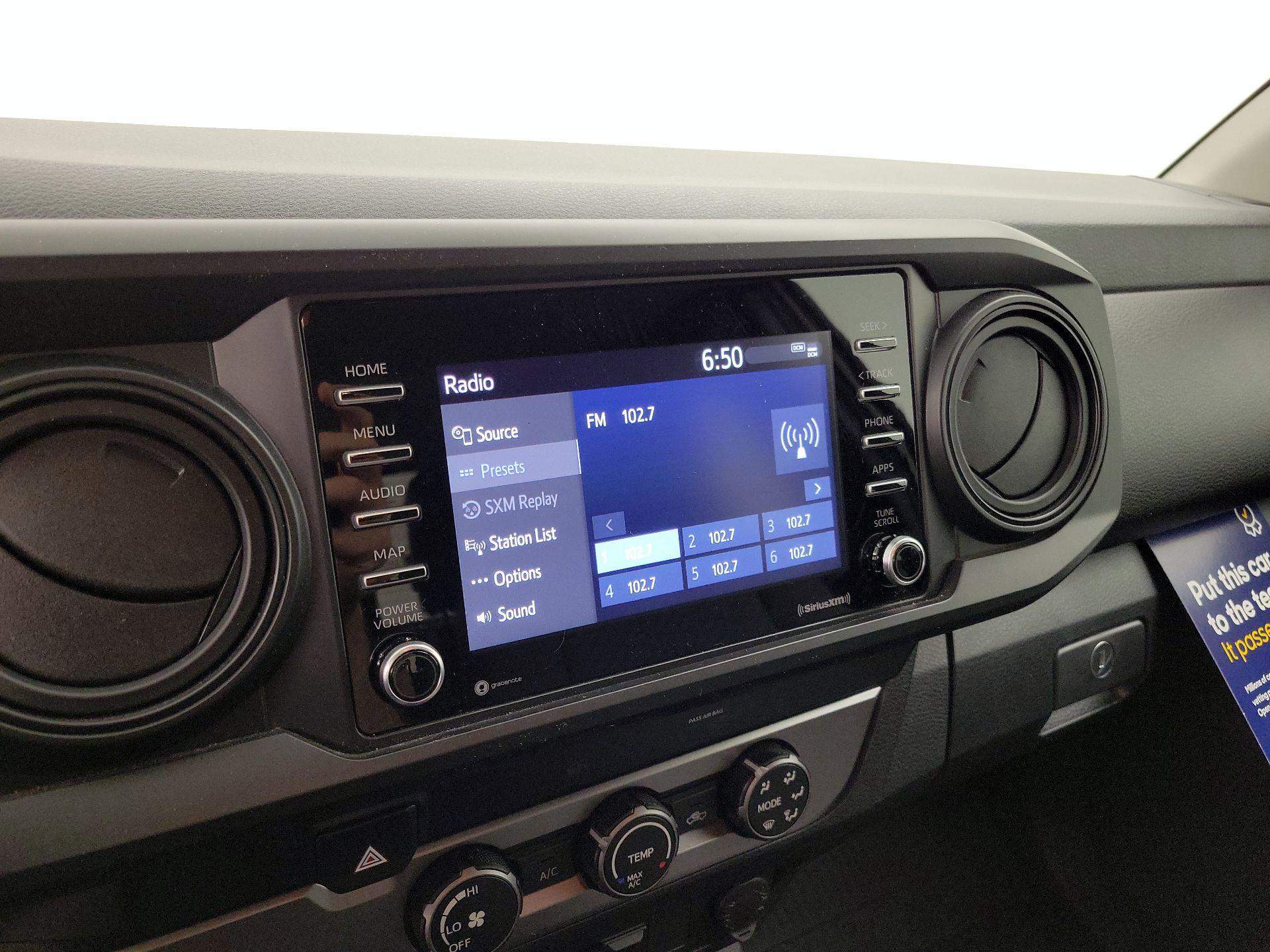 Thumbnail: 2022 Toyota Tacoma - 15