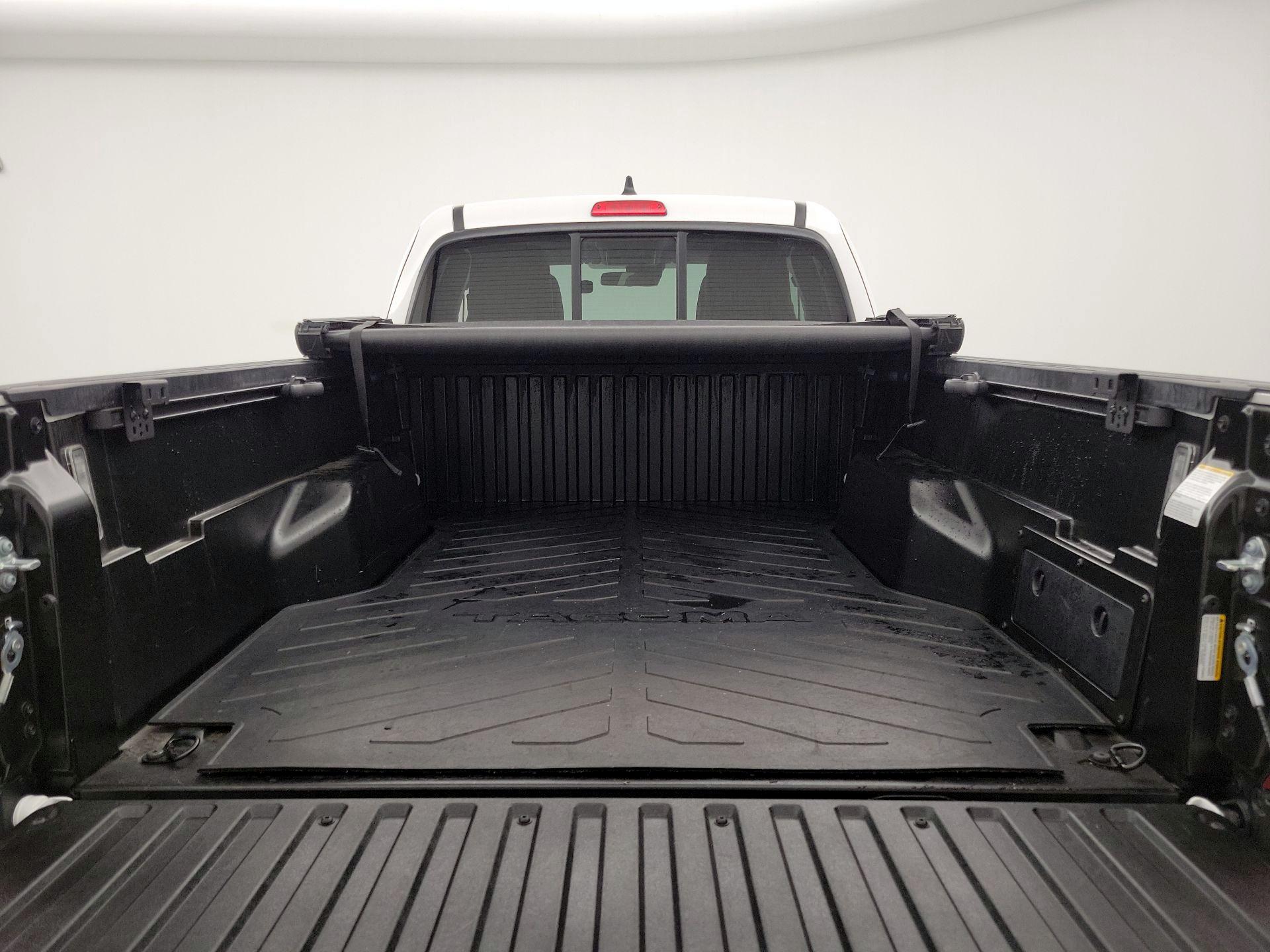 Thumbnail: 2022 Toyota Tacoma - 20