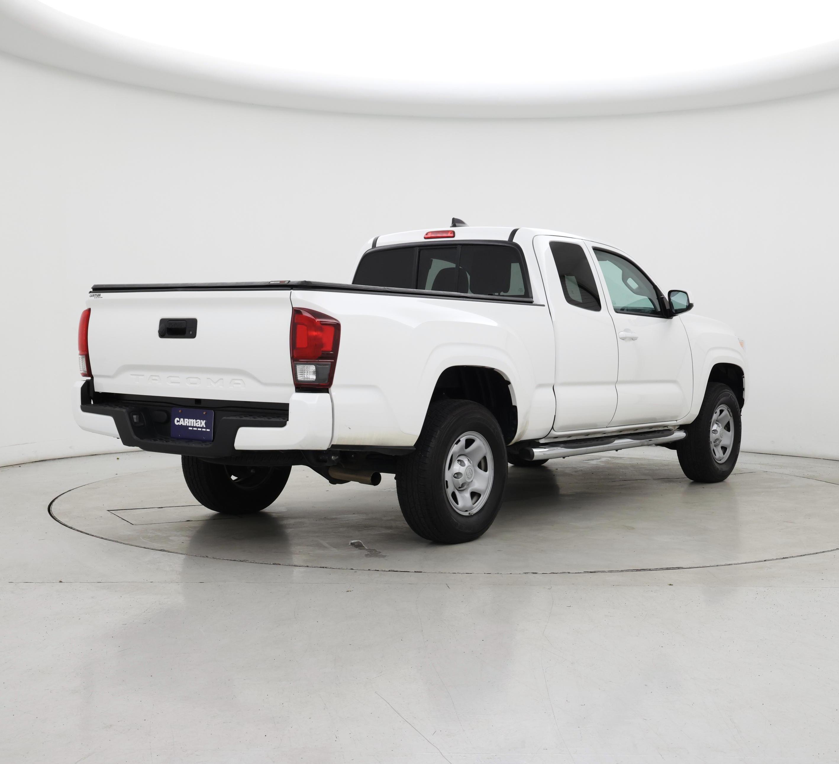 Thumbnail: 2022 Toyota Tacoma - 8