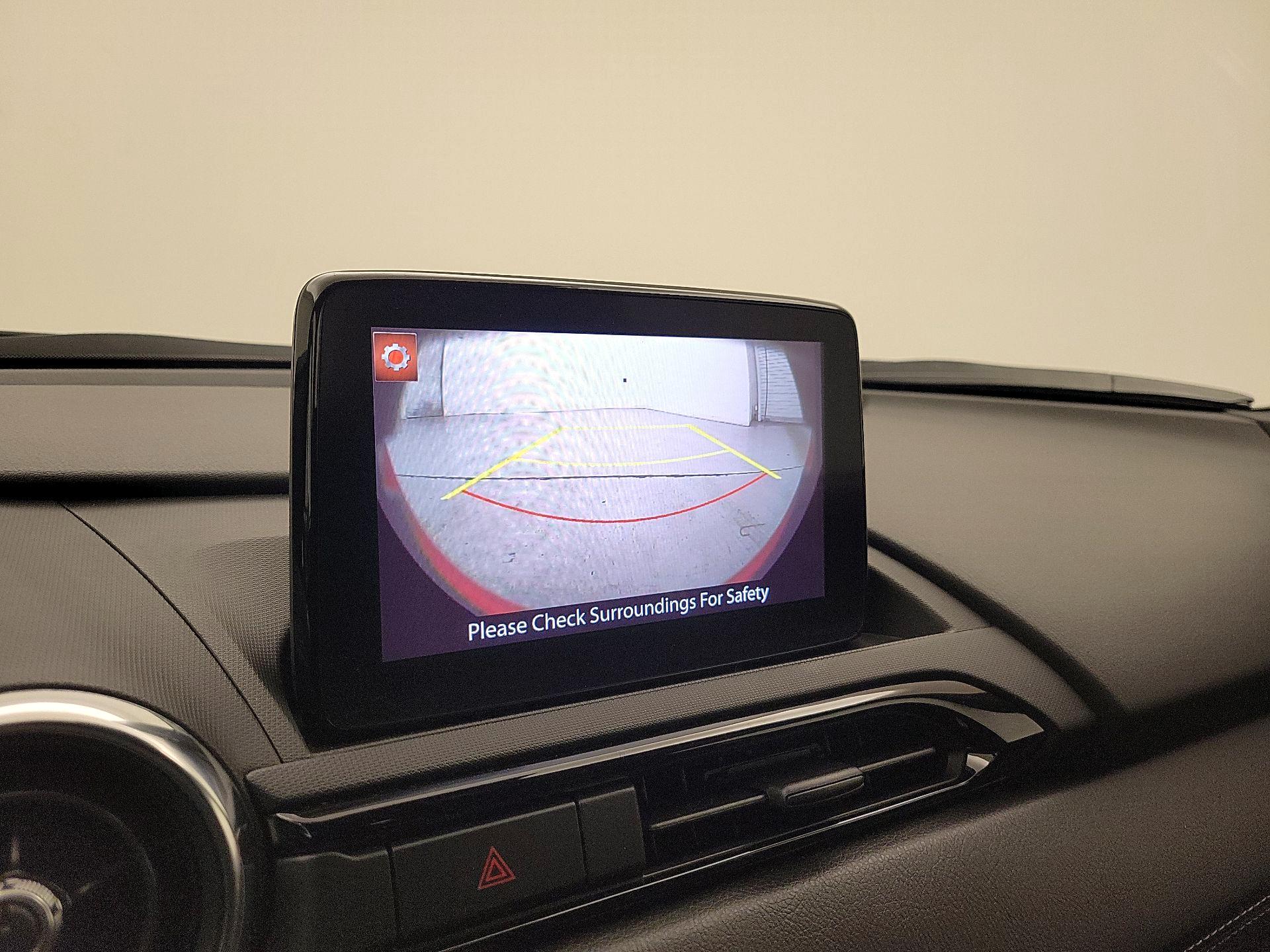 Thumbnail: 2020 Mazda MX-5 Miata - 15