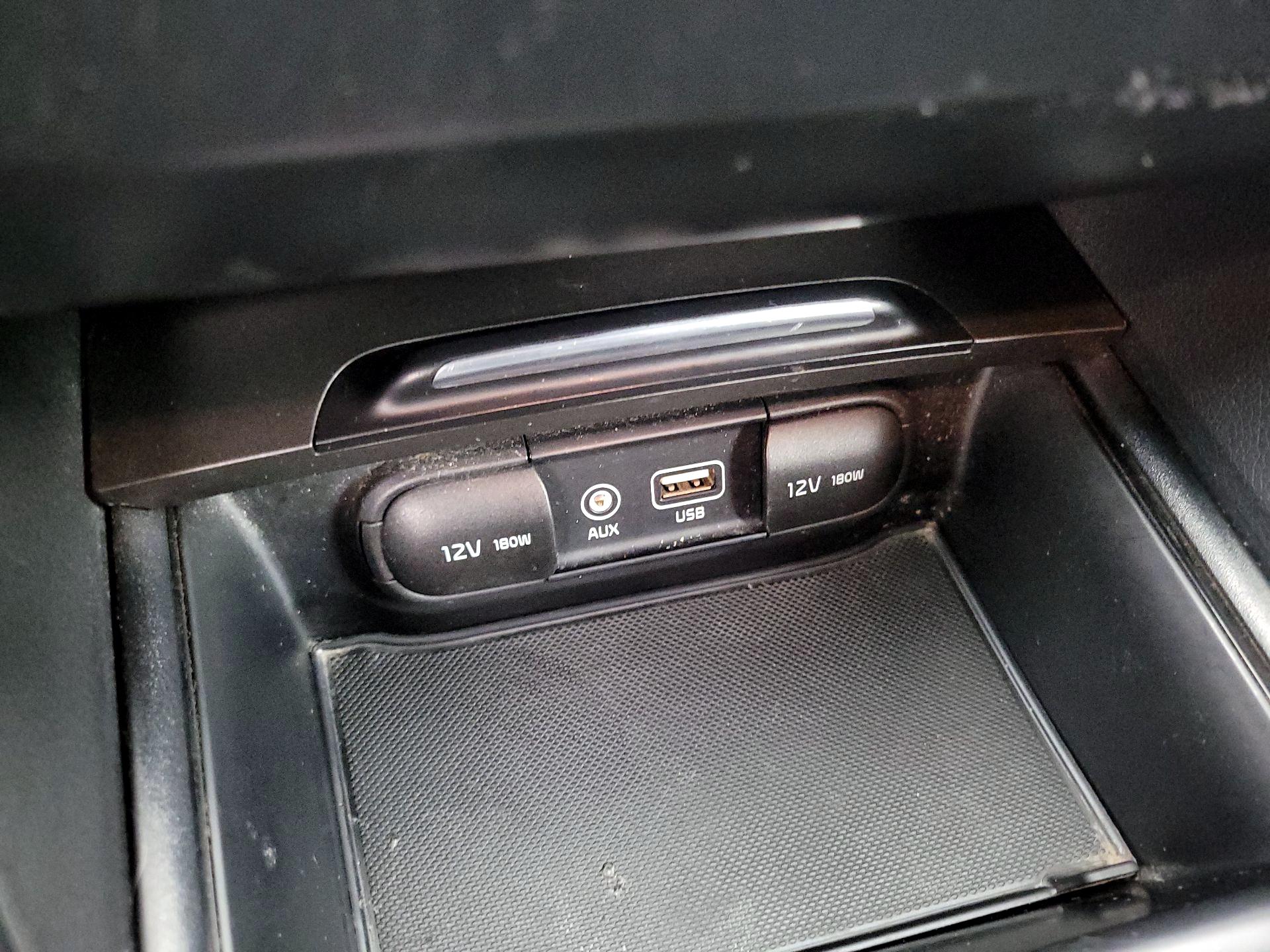 Thumbnail: 2017 Kia Optima - 19