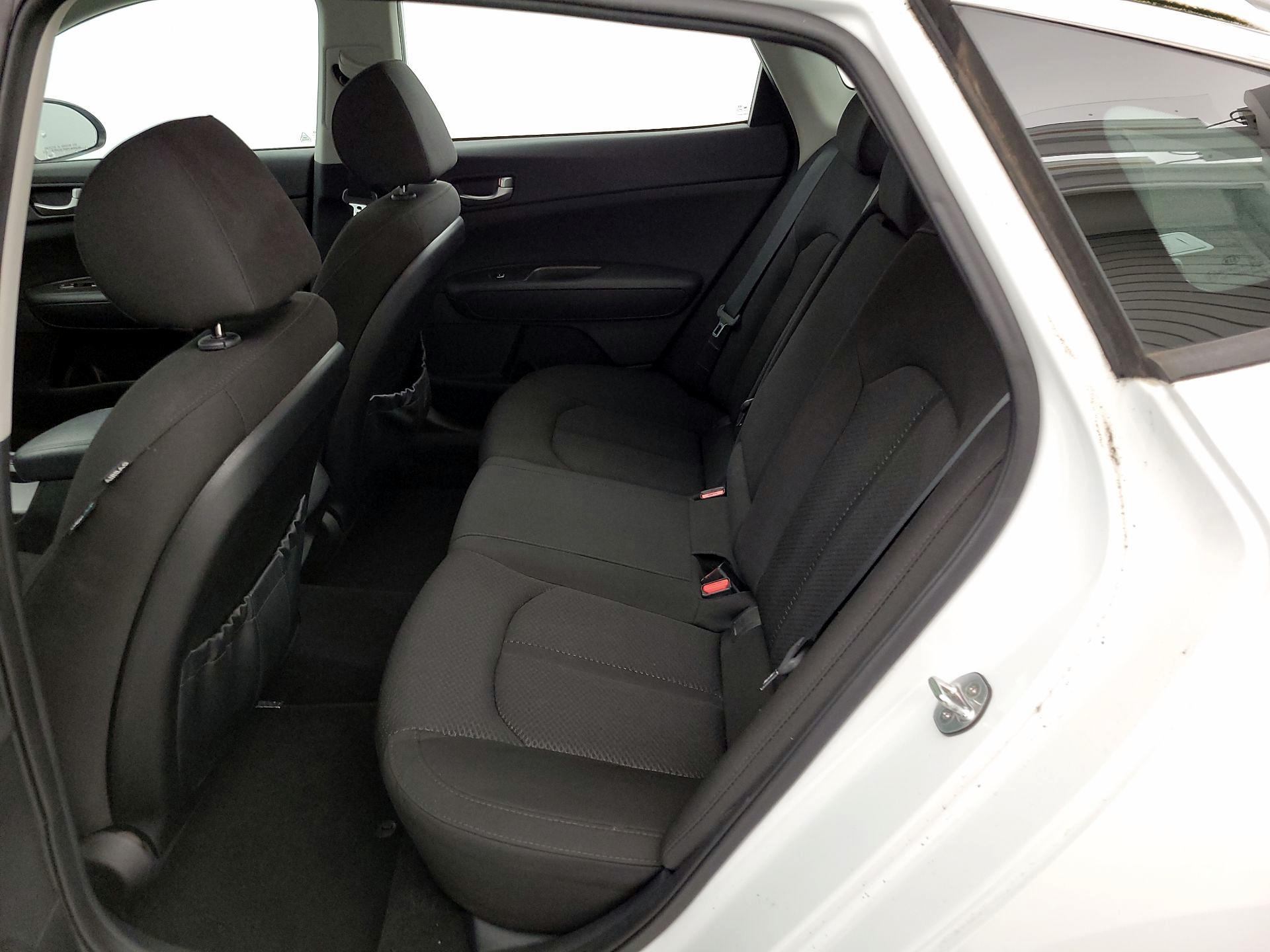 Thumbnail: 2017 Kia Optima - 20