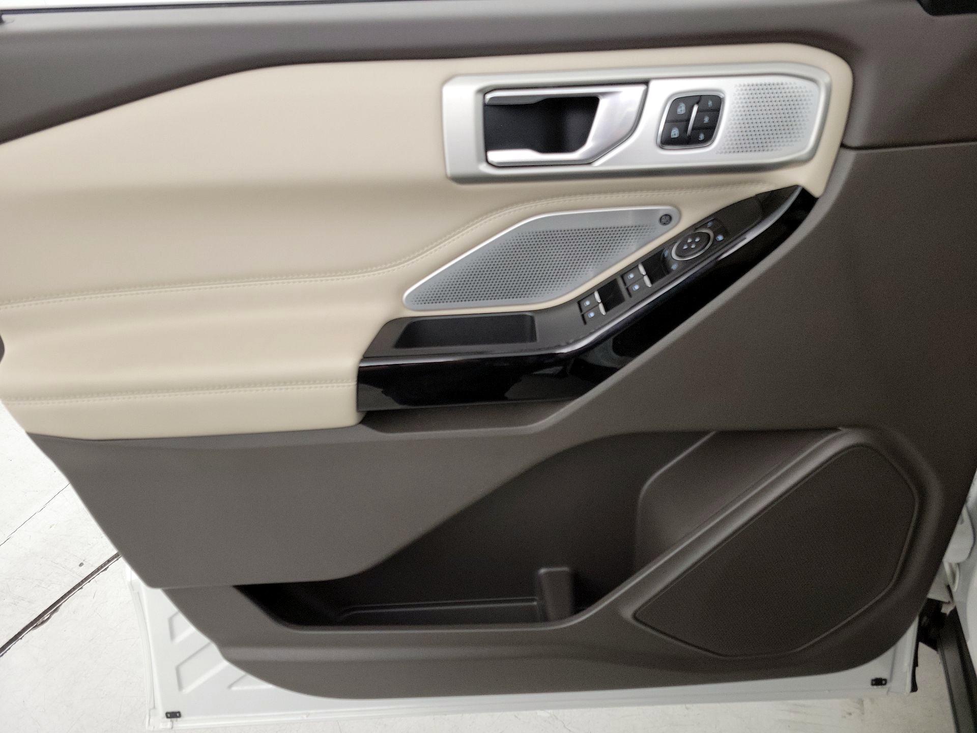 Thumbnail: 2023 Ford Explorer - 12