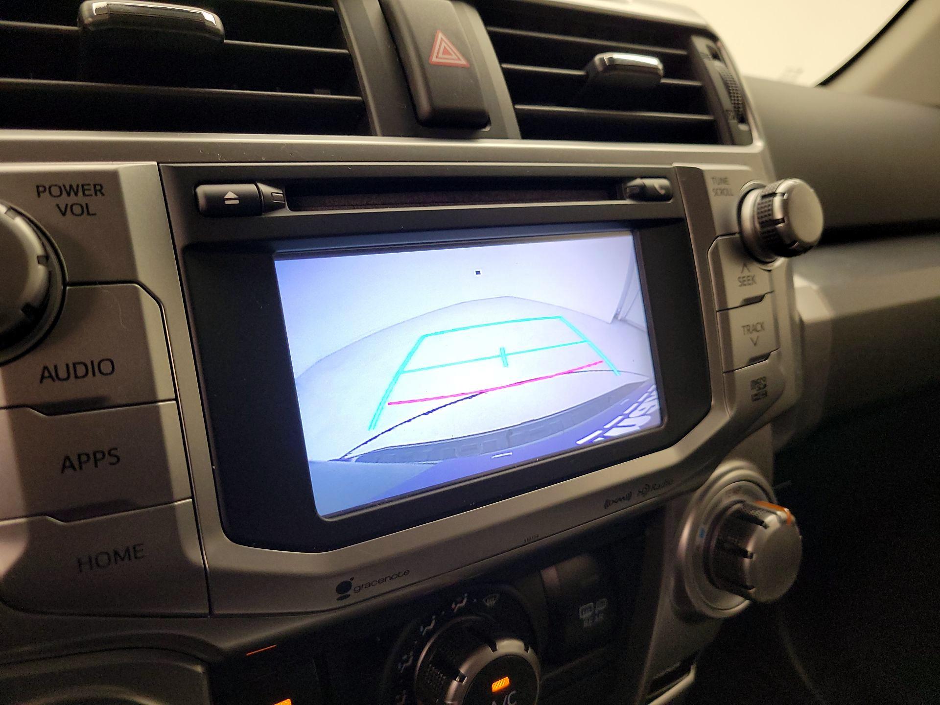 Thumbnail: 2016 Toyota 4Runner - 14