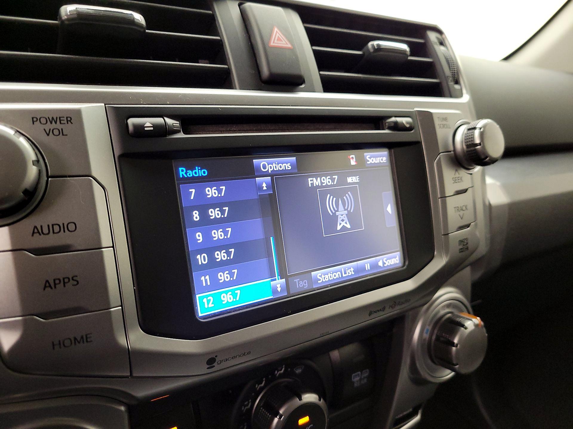 Thumbnail: 2016 Toyota 4Runner - 15