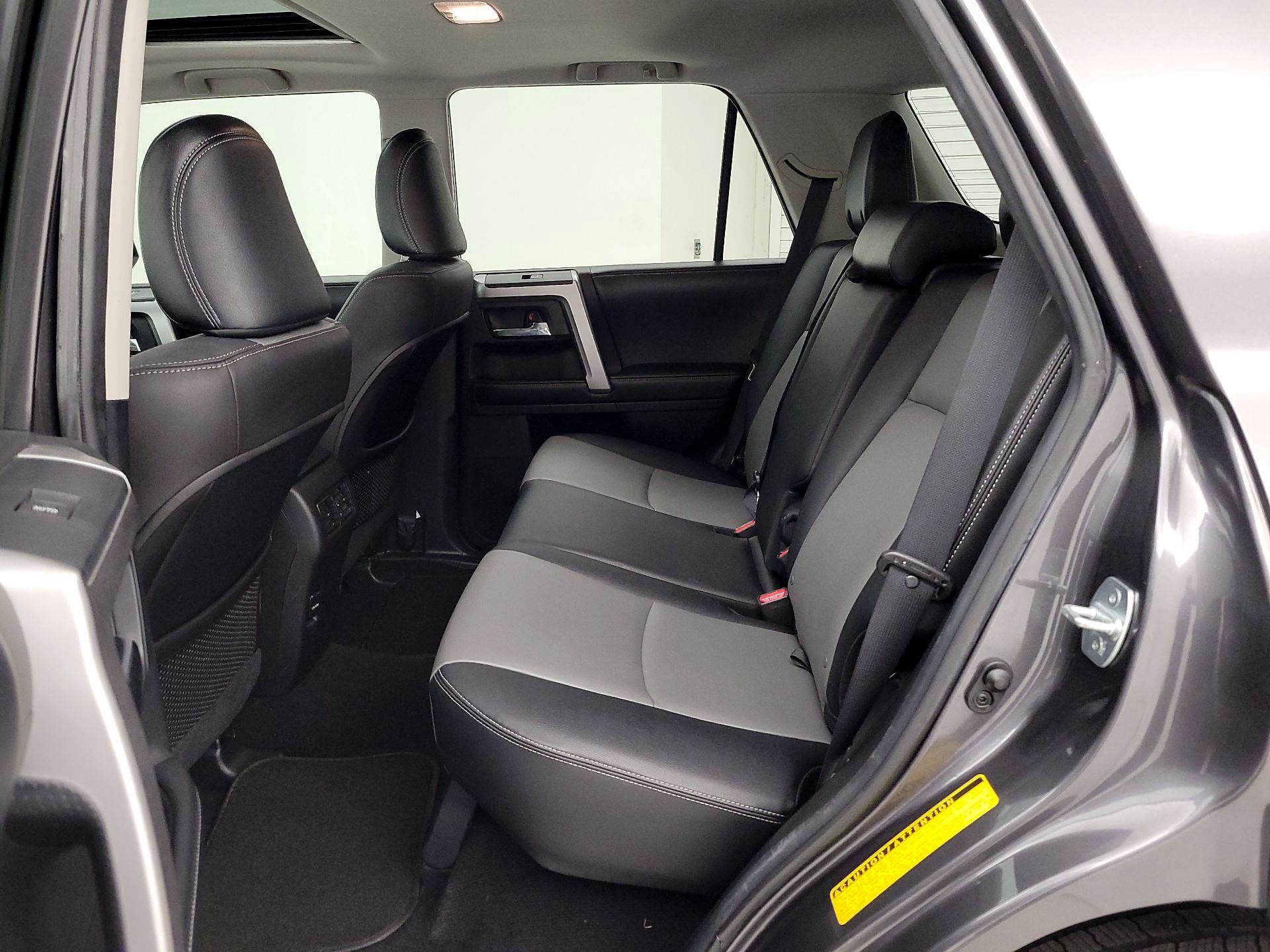 Thumbnail: 2016 Toyota 4Runner - 20