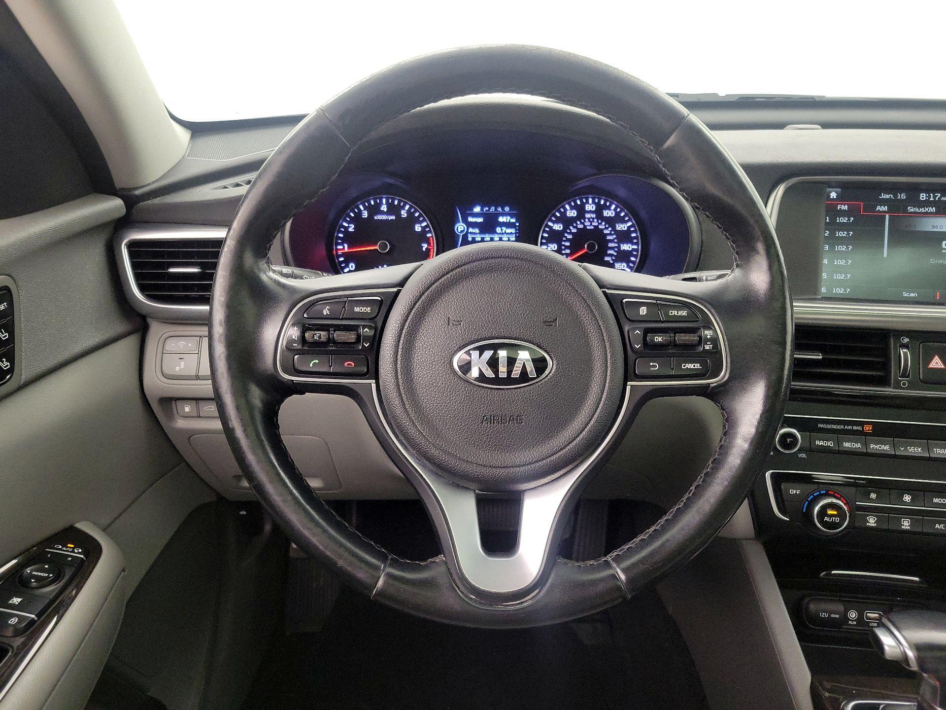 Thumbnail: 2016 Kia Optima - 10