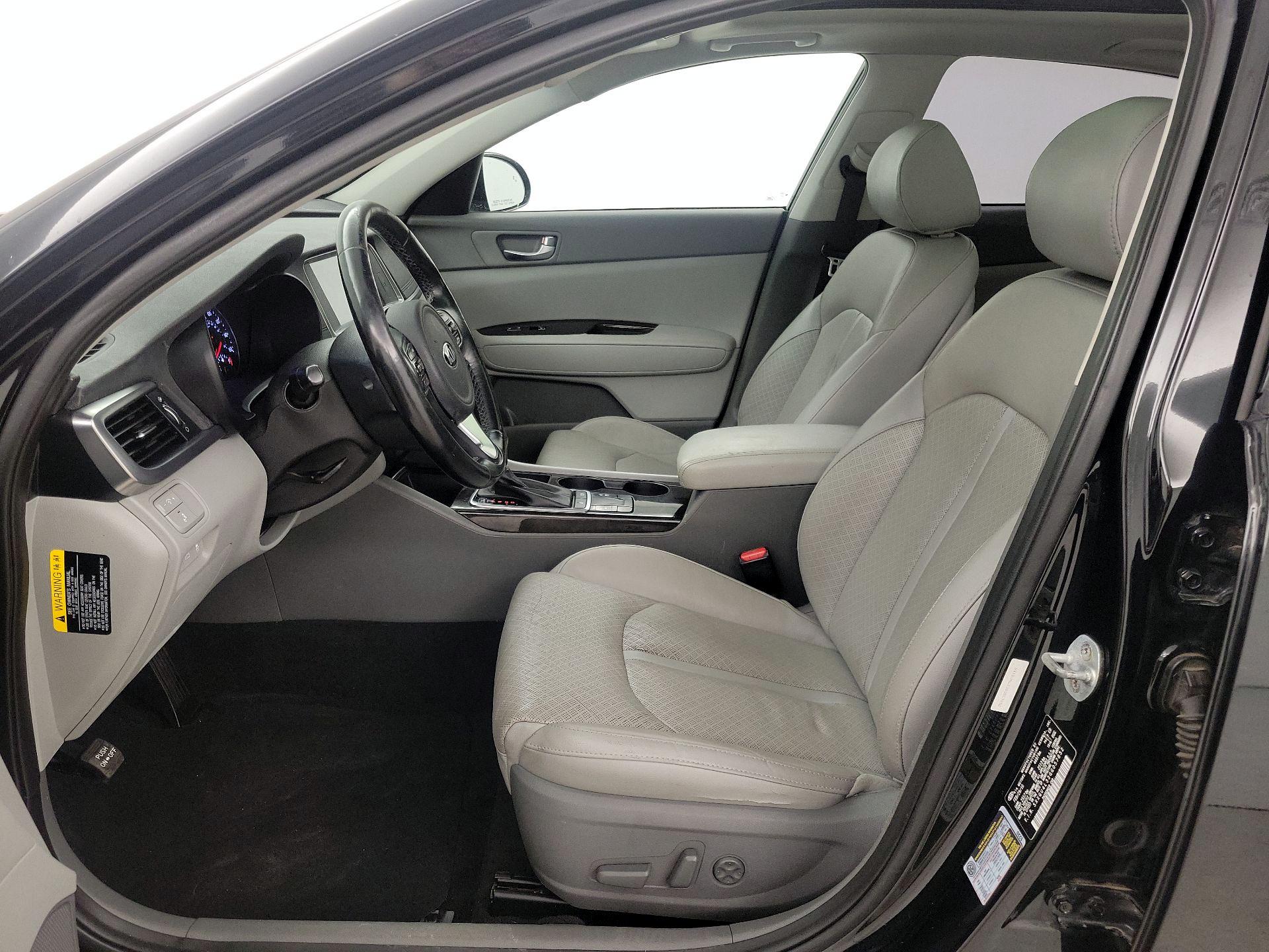 Thumbnail: 2016 Kia Optima - 11