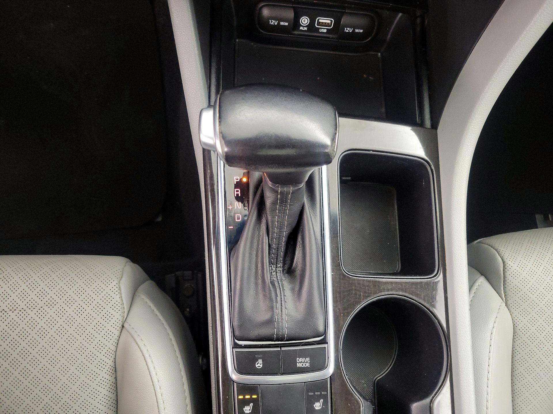 Thumbnail: 2016 Kia Optima - 18