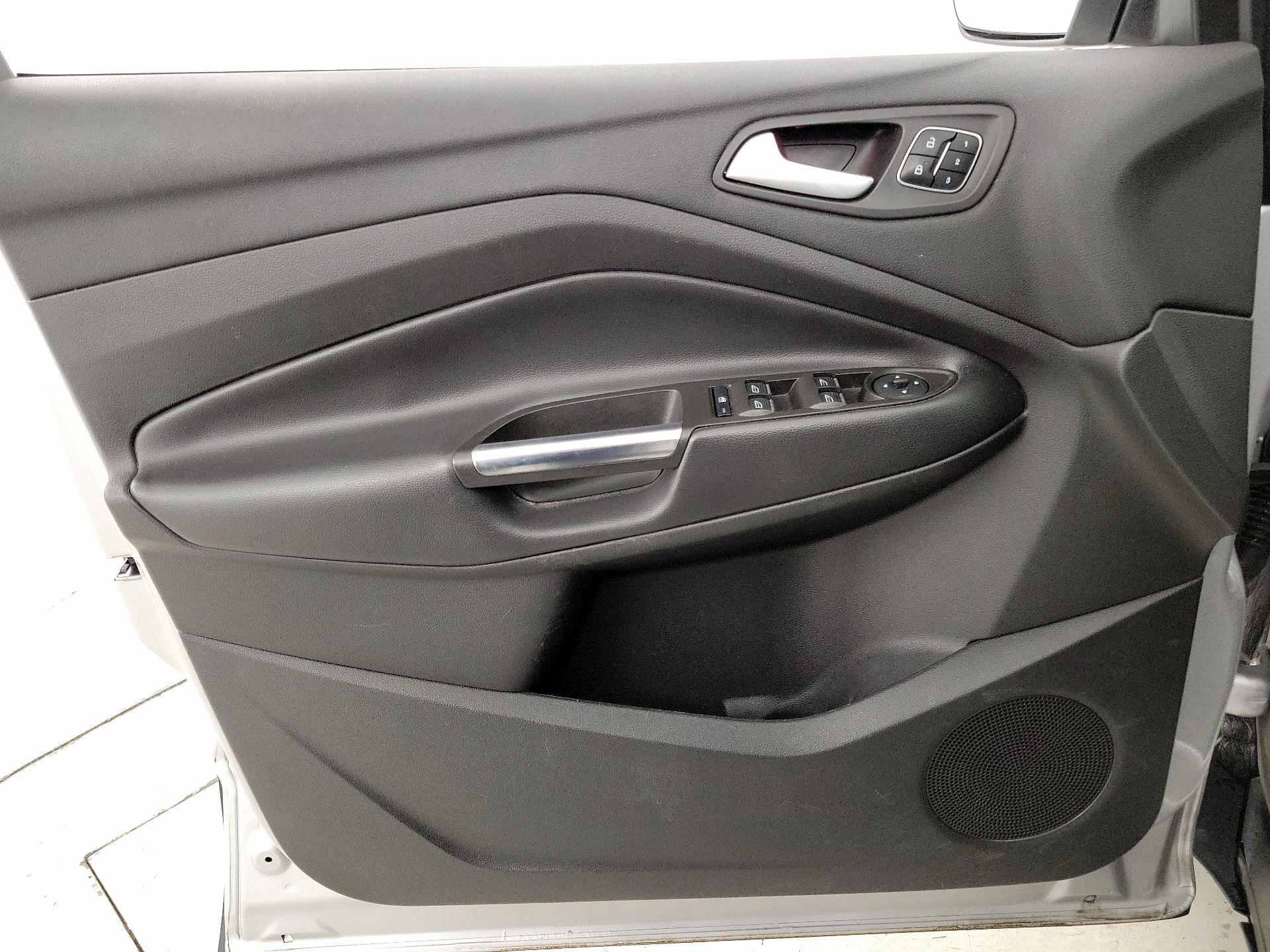 Thumbnail: 2017 Ford Escape - 12