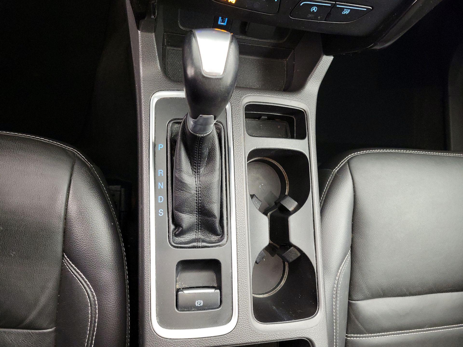 Thumbnail: 2017 Ford Escape - 18