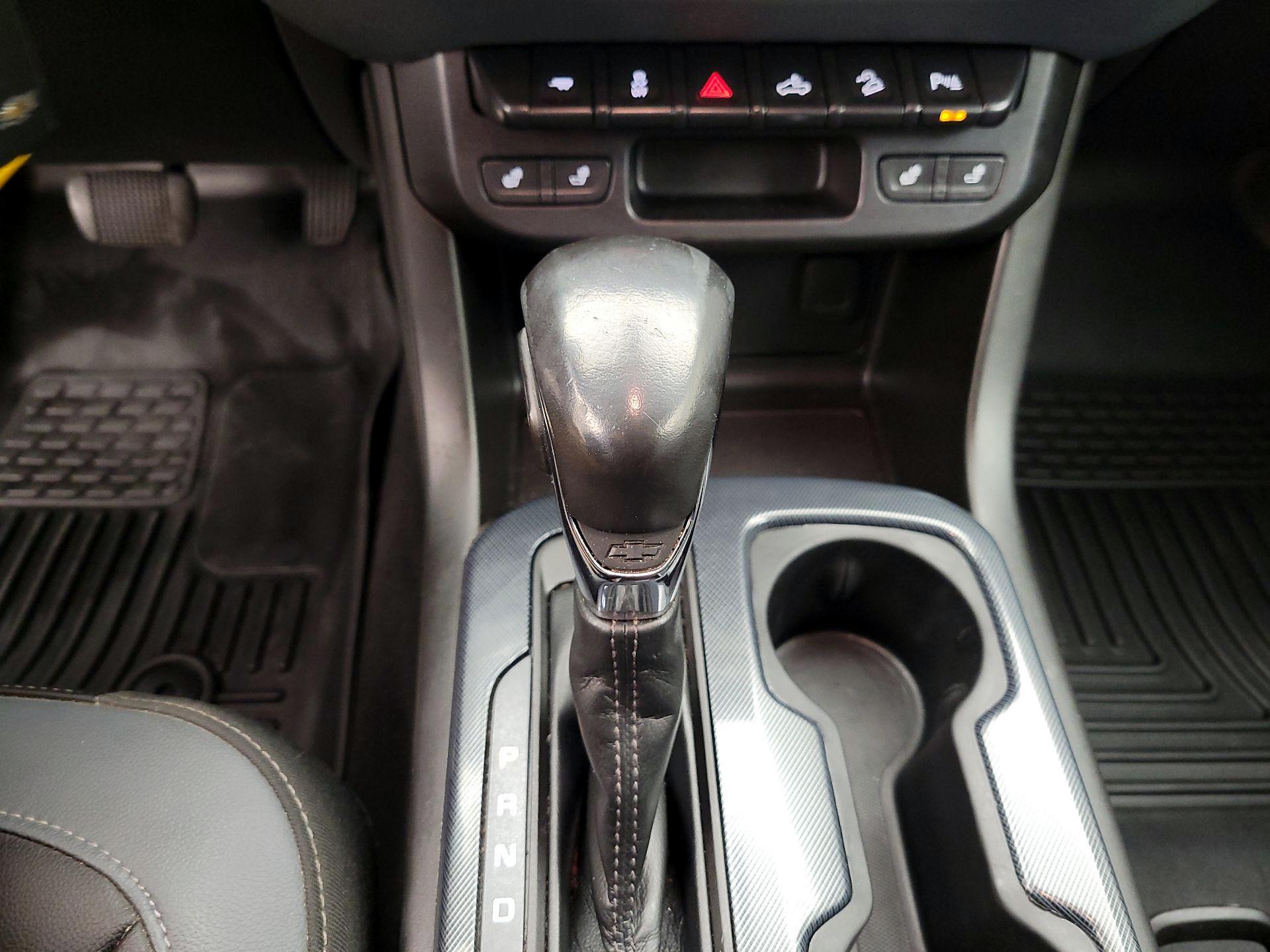 Thumbnail: 2022 Chevrolet Colorado - 17