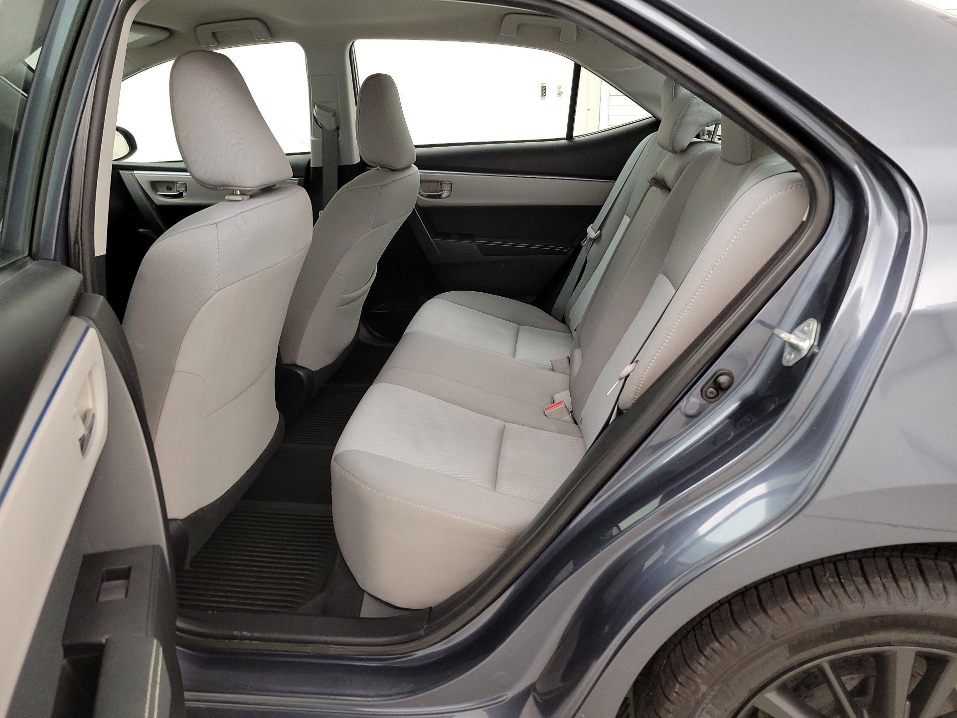 Thumbnail: 2016 Toyota Corolla - 19