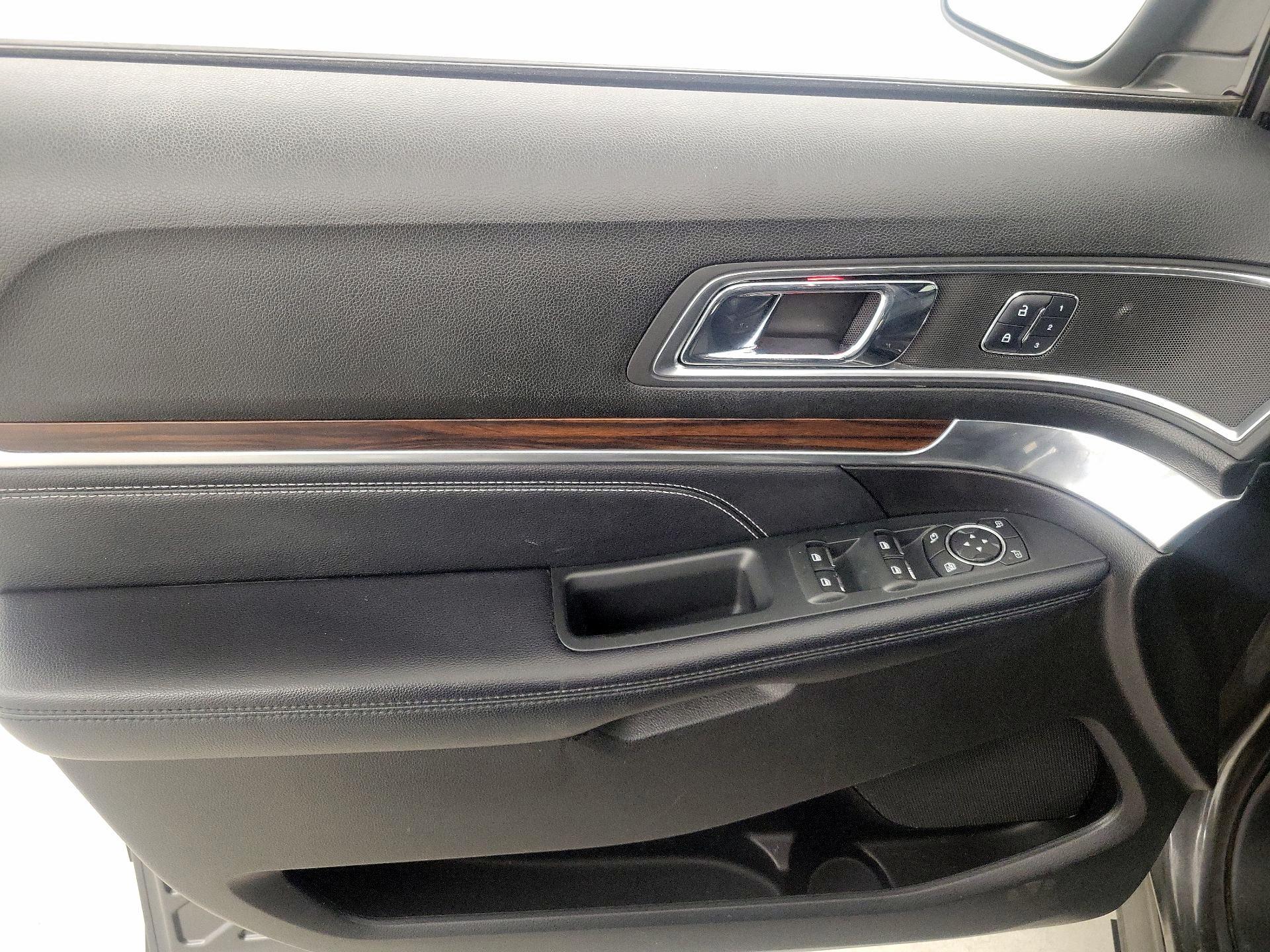 Thumbnail: 2018 Ford Explorer - 12