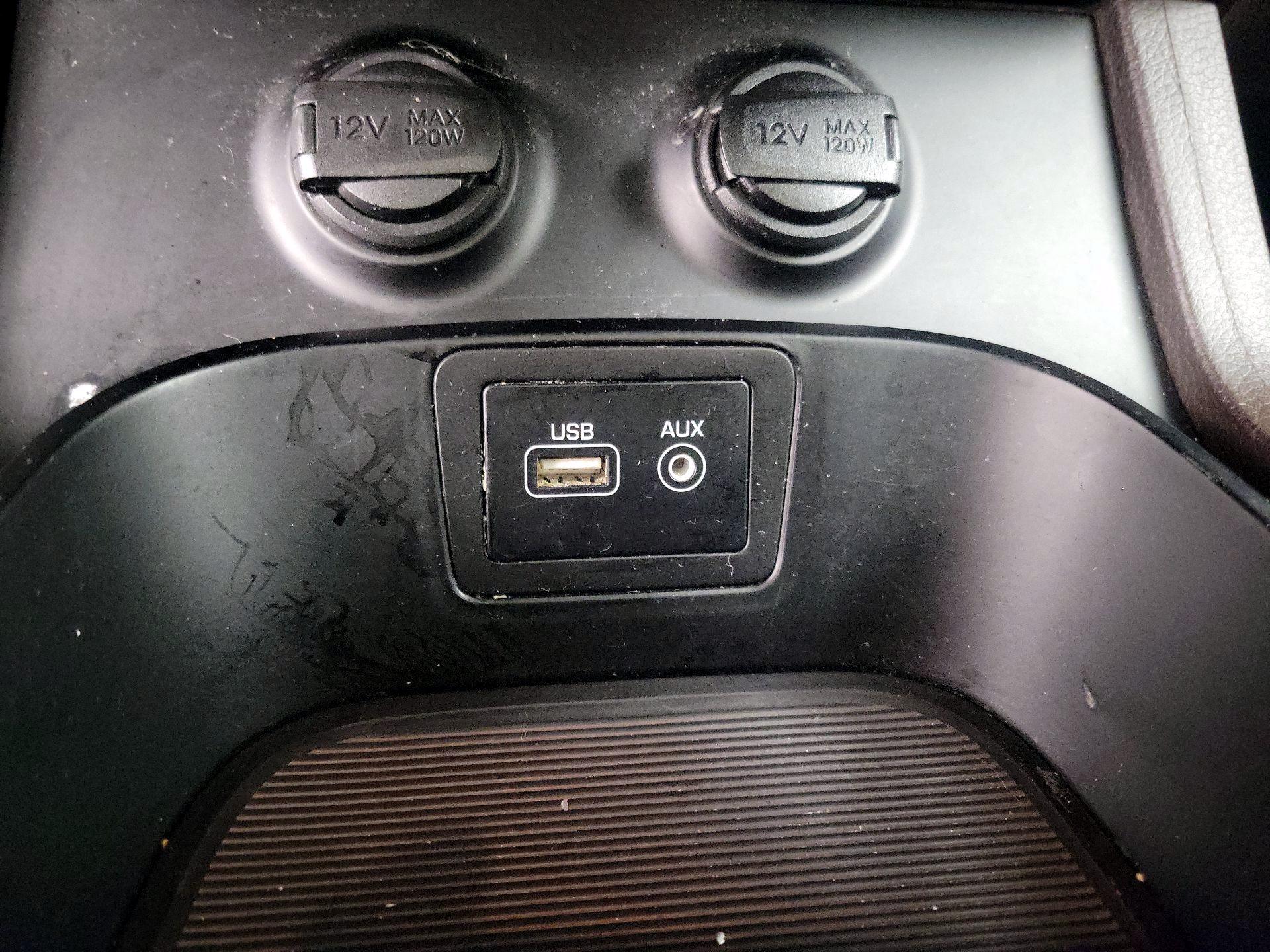 Thumbnail: 2018 Hyundai Santa Fe - 19