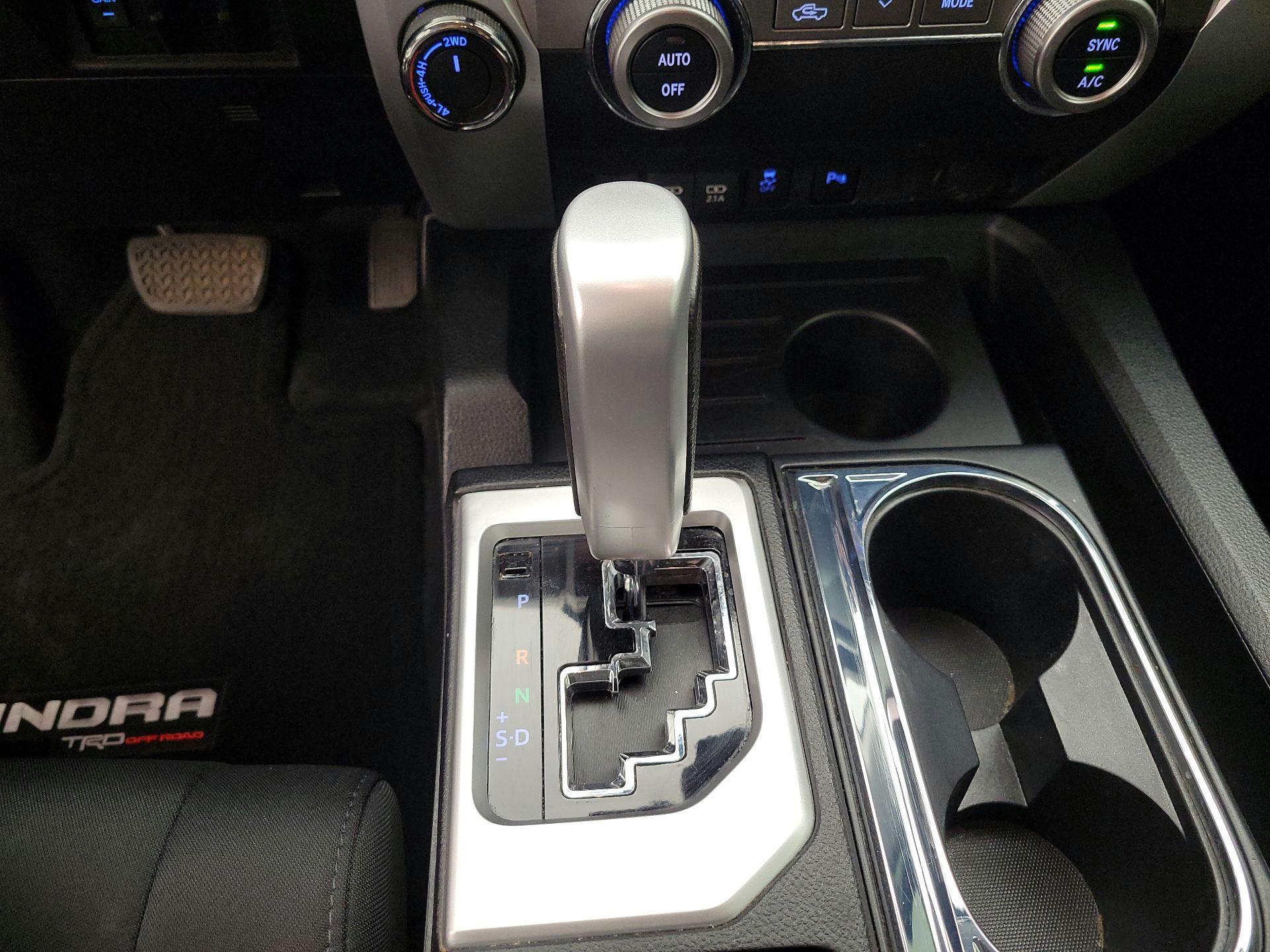 Thumbnail: 2020 Toyota Tundra - 17