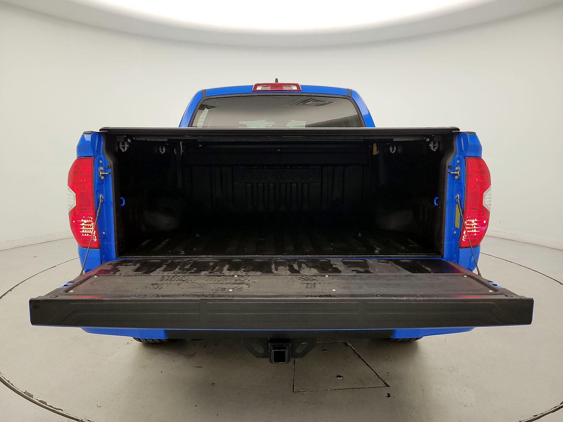 Thumbnail: 2020 Toyota Tundra - 20