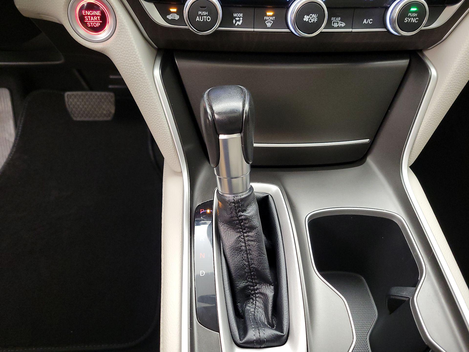 Thumbnail: 2018 Honda Accord - 18