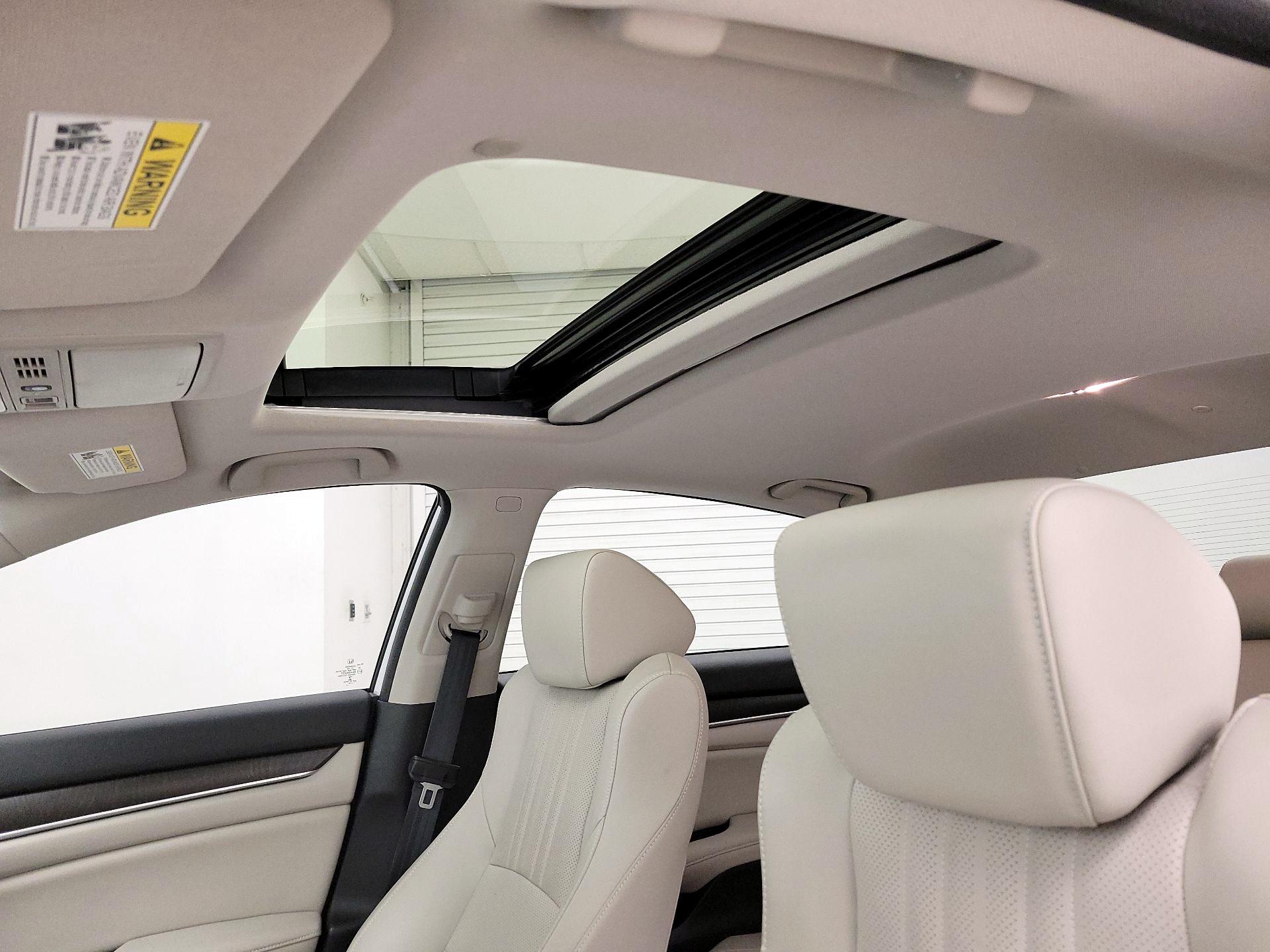 Thumbnail: 2018 Honda Accord - 20