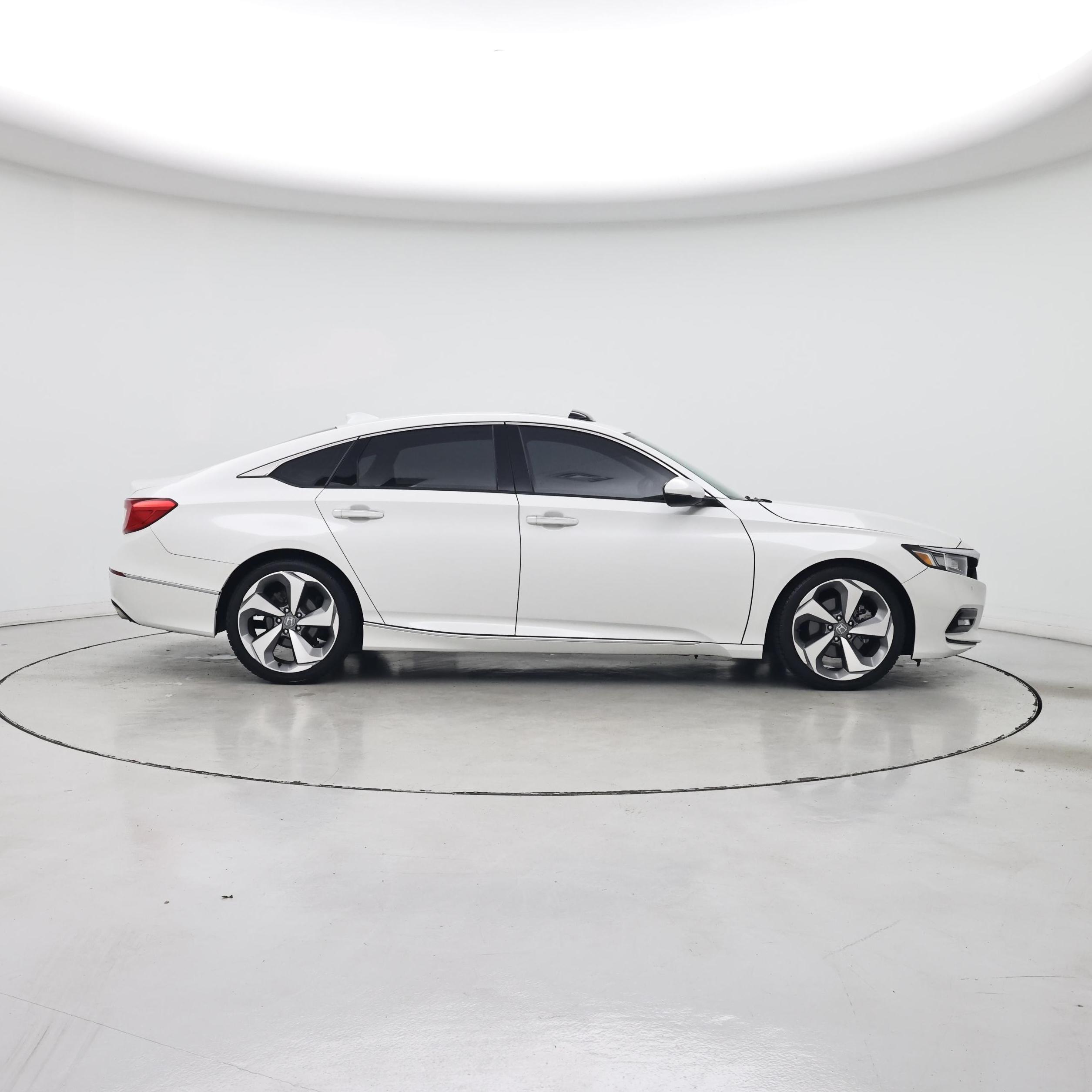 Thumbnail: 2018 Honda Accord - 7