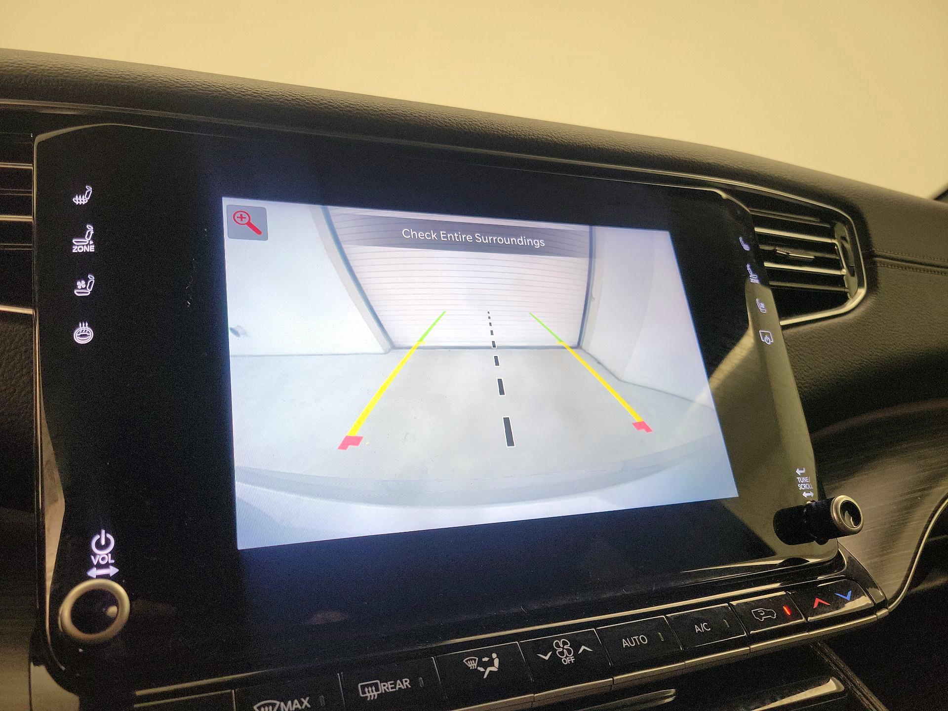 Thumbnail: 2024 Jeep Wagoneer - 15