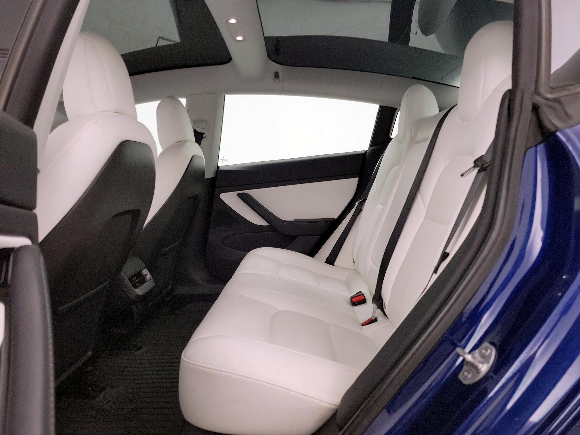 Thumbnail: 2020 Tesla Model 3 - 20