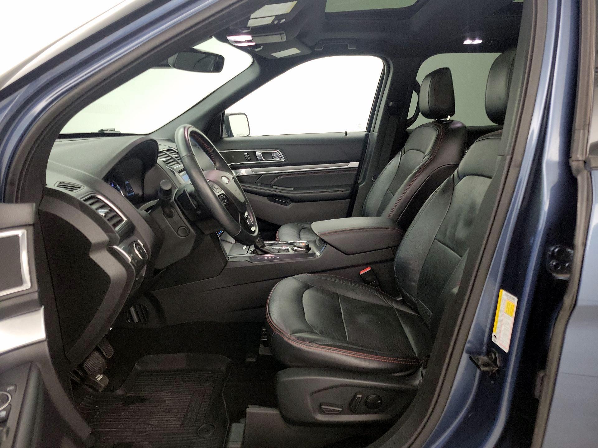 Thumbnail: 2019 Ford Explorer - 11