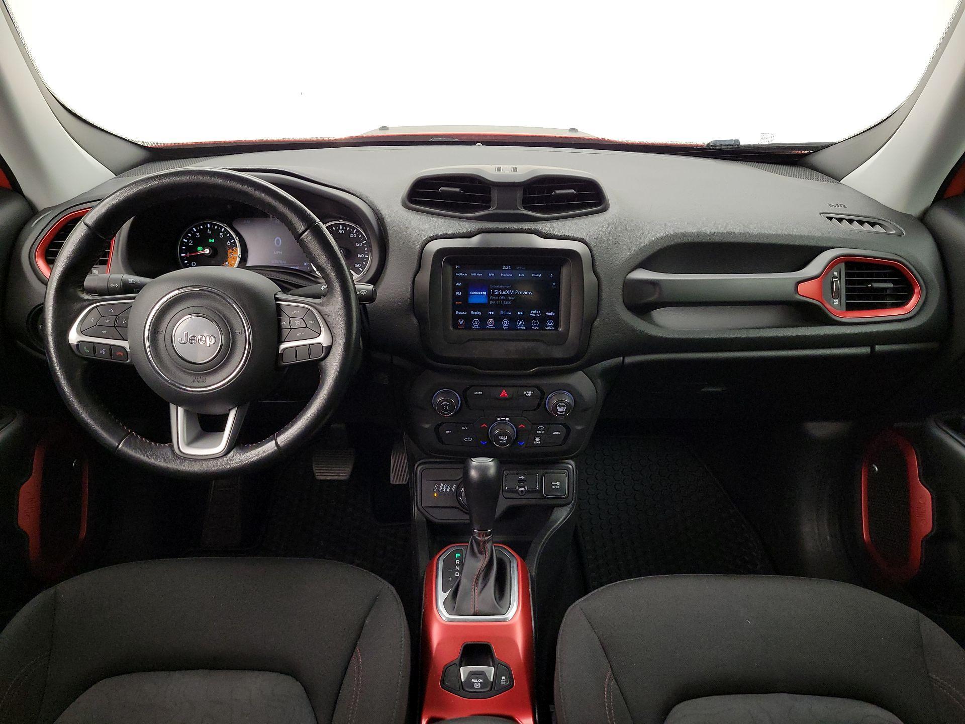 Thumbnail: 2018 Jeep Renegade - 9