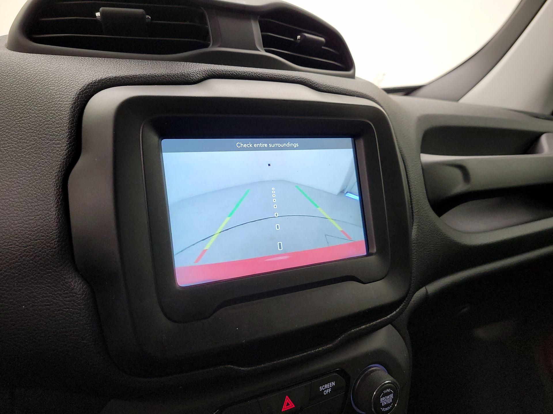 Thumbnail: 2018 Jeep Renegade - 14