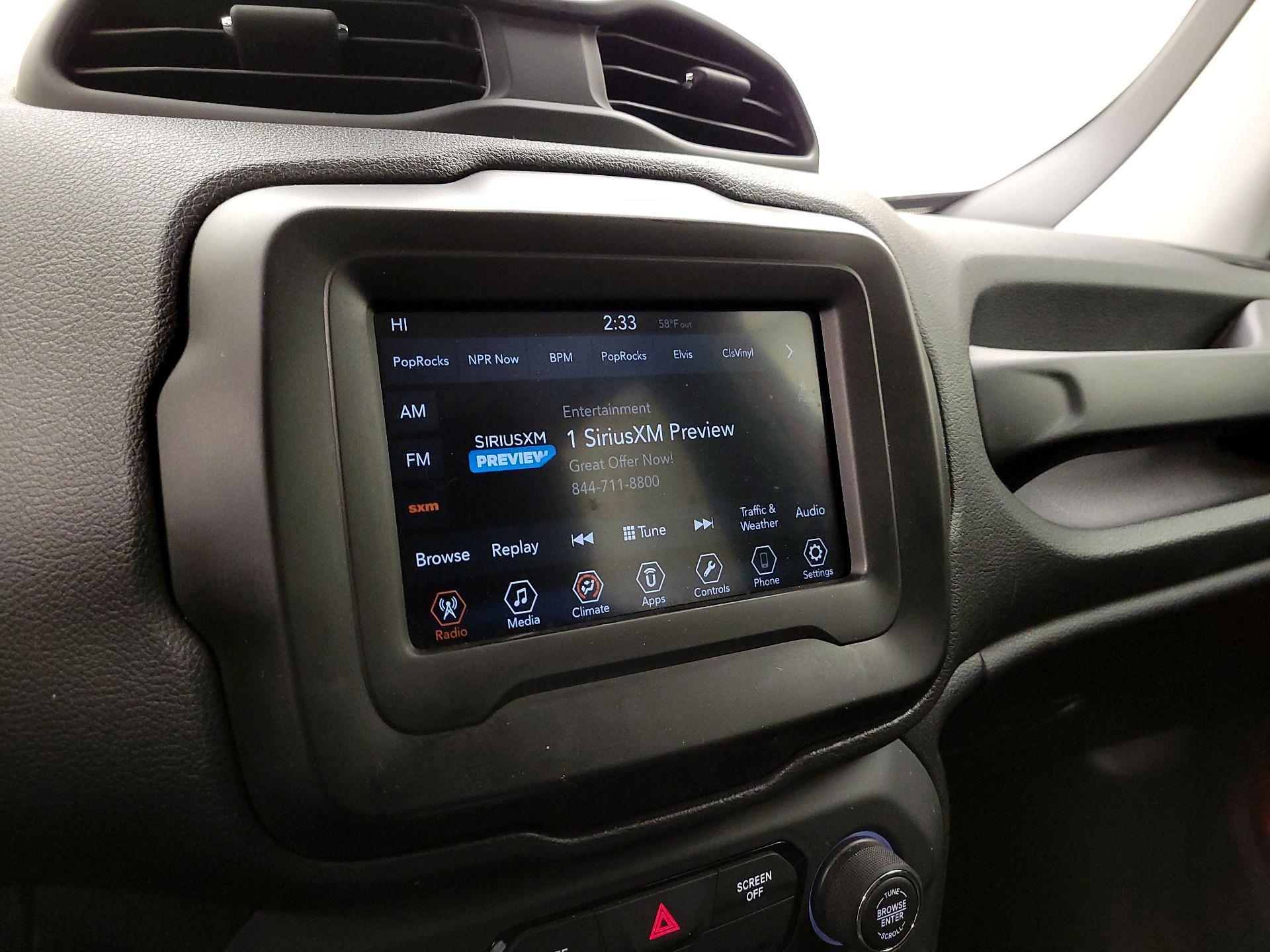 Thumbnail: 2018 Jeep Renegade - 15