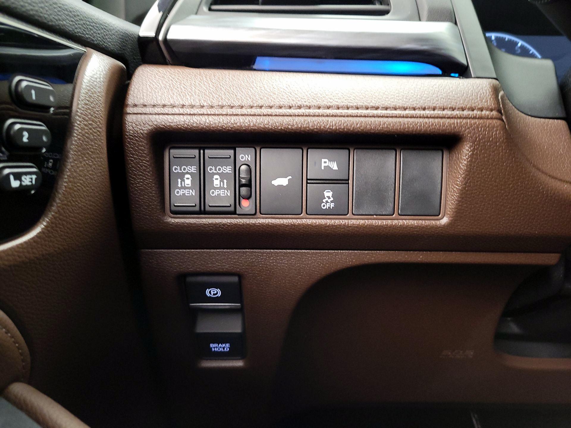 Thumbnail: 2025 Honda Odyssey - 13