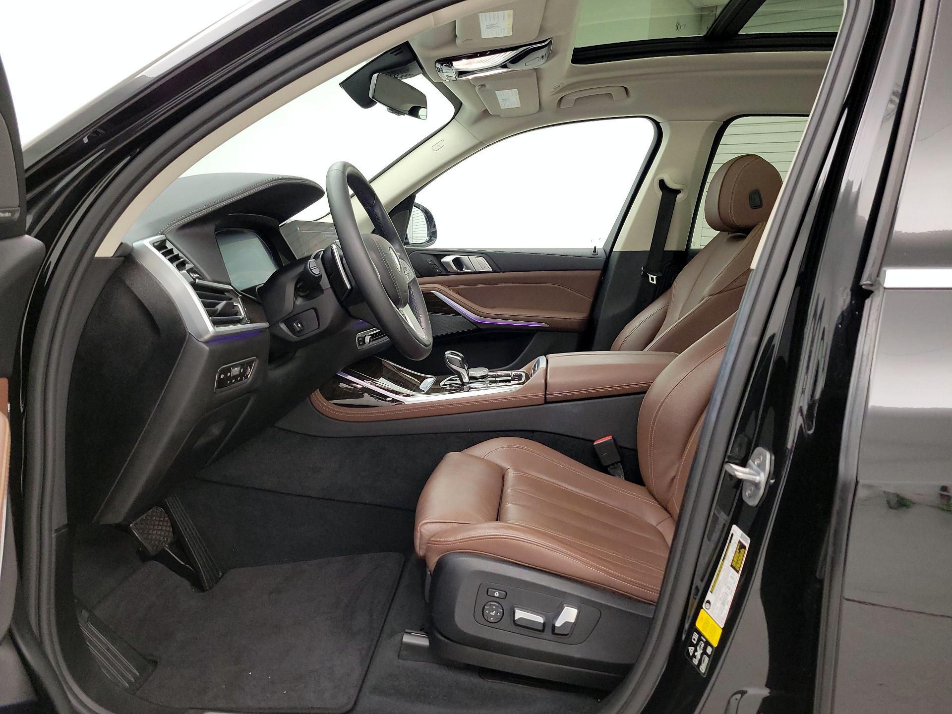 Thumbnail: 2020 BMW X7 - 11