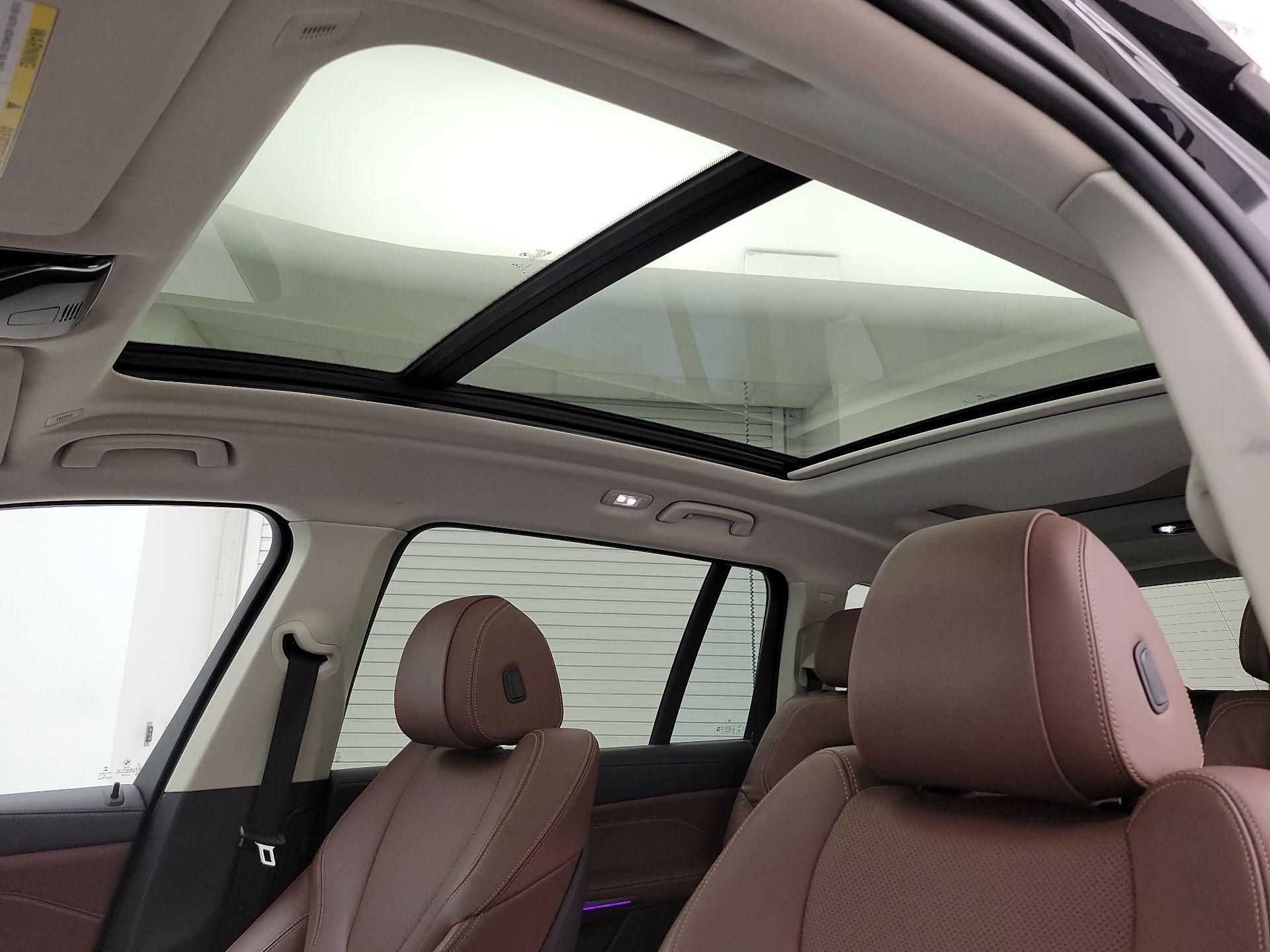 Thumbnail: 2020 BMW X7 - 20