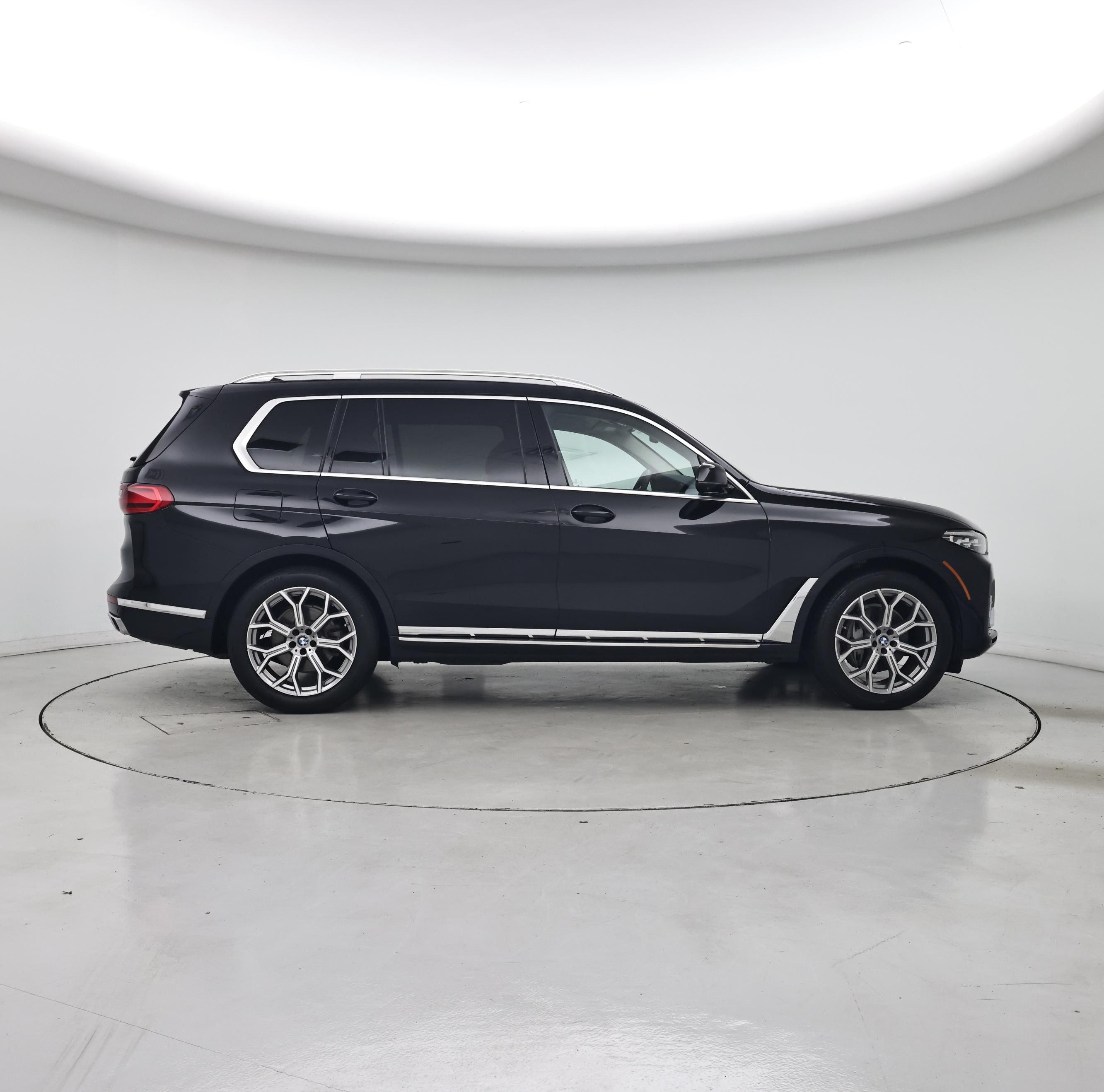 Thumbnail: 2020 BMW X7 - 7