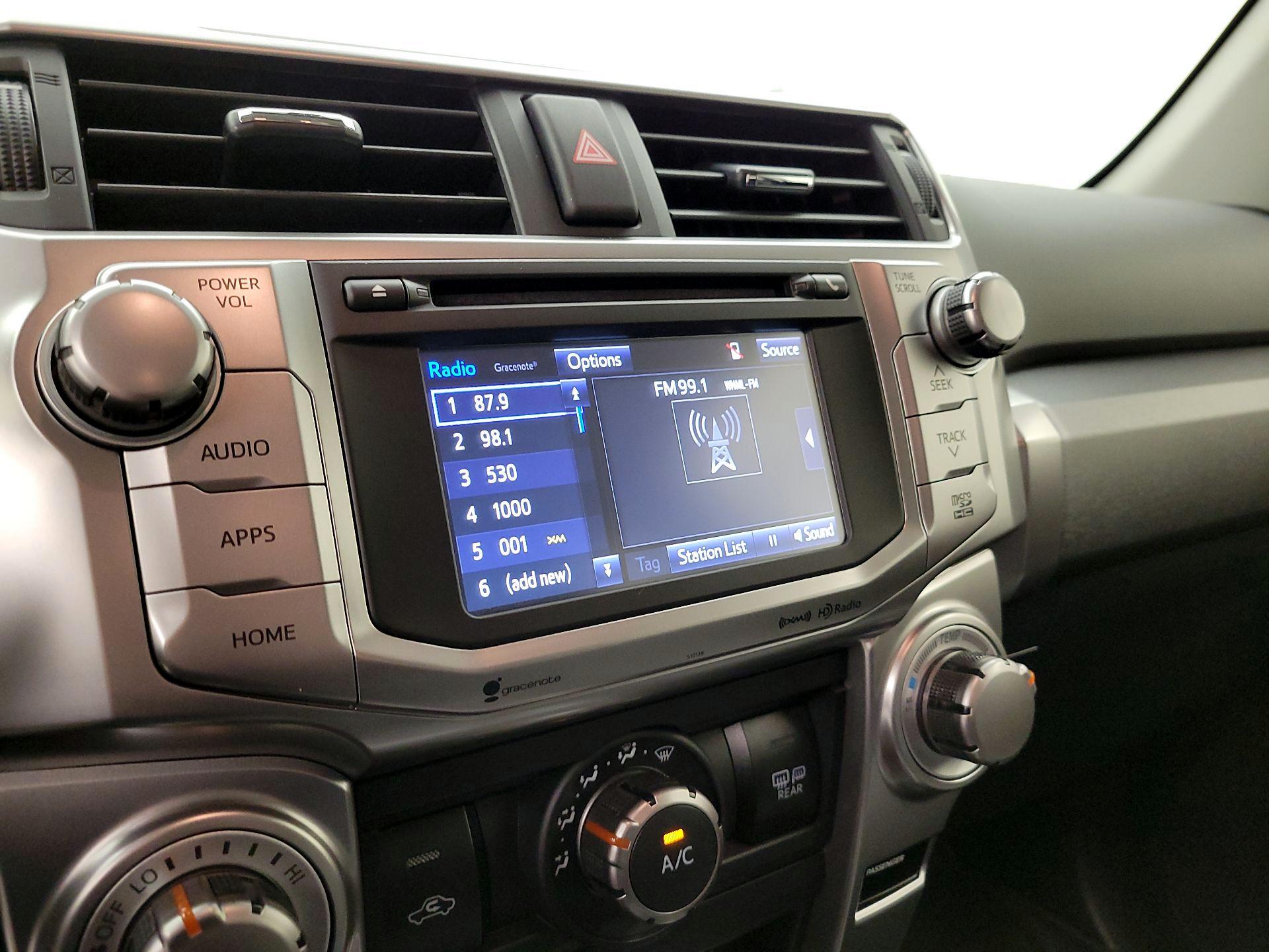 Thumbnail: 2018 Toyota 4Runner - 16