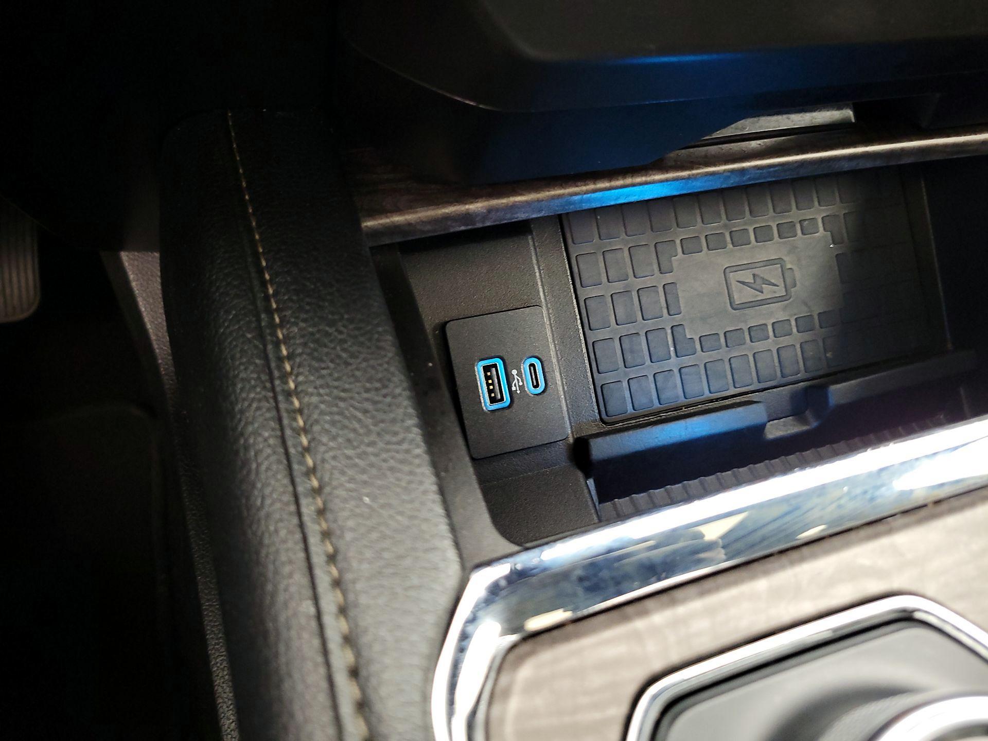 Thumbnail: 2021 Ford Expedition - 19