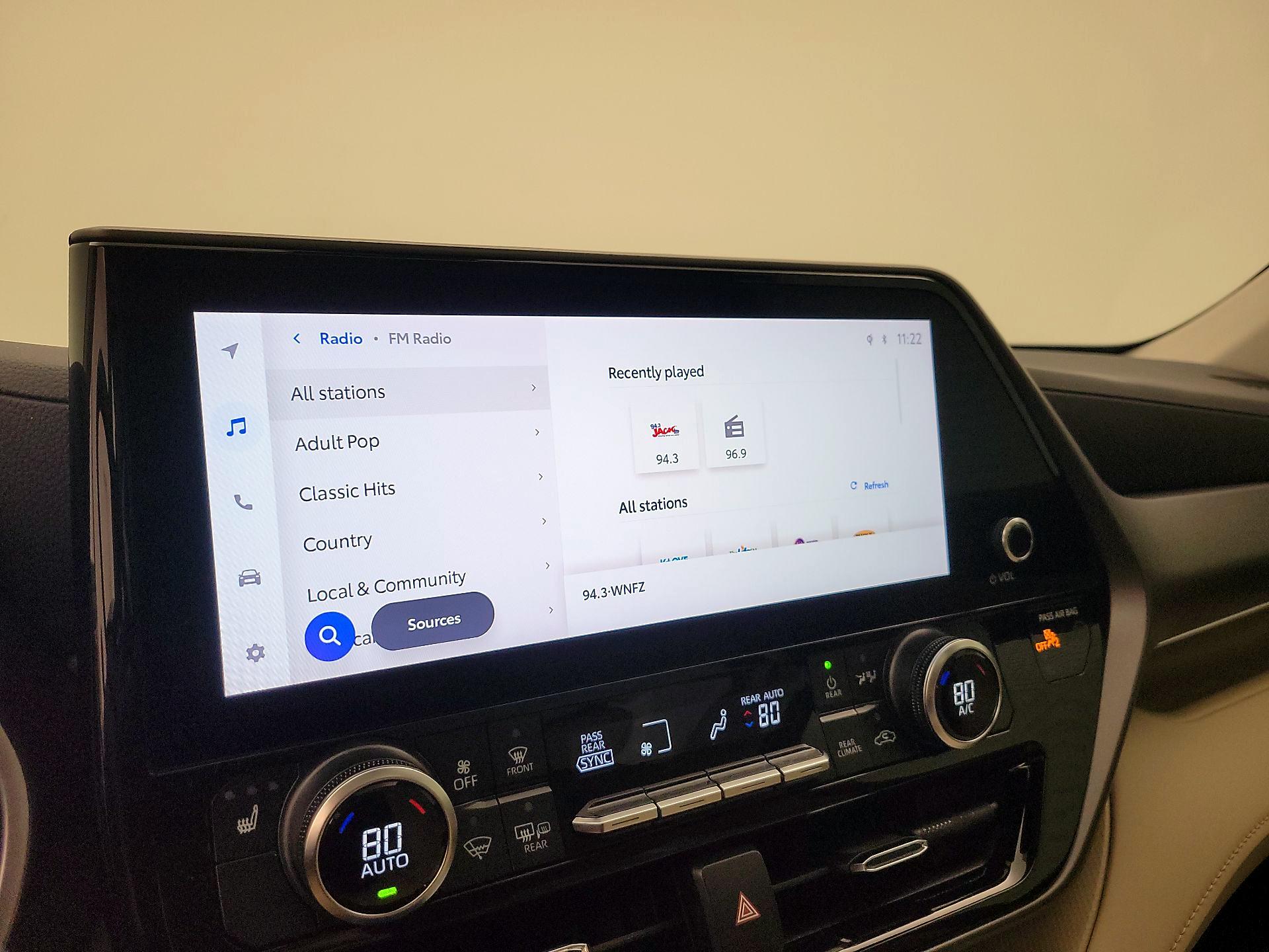 Thumbnail: 2024 Toyota Highlander - 15