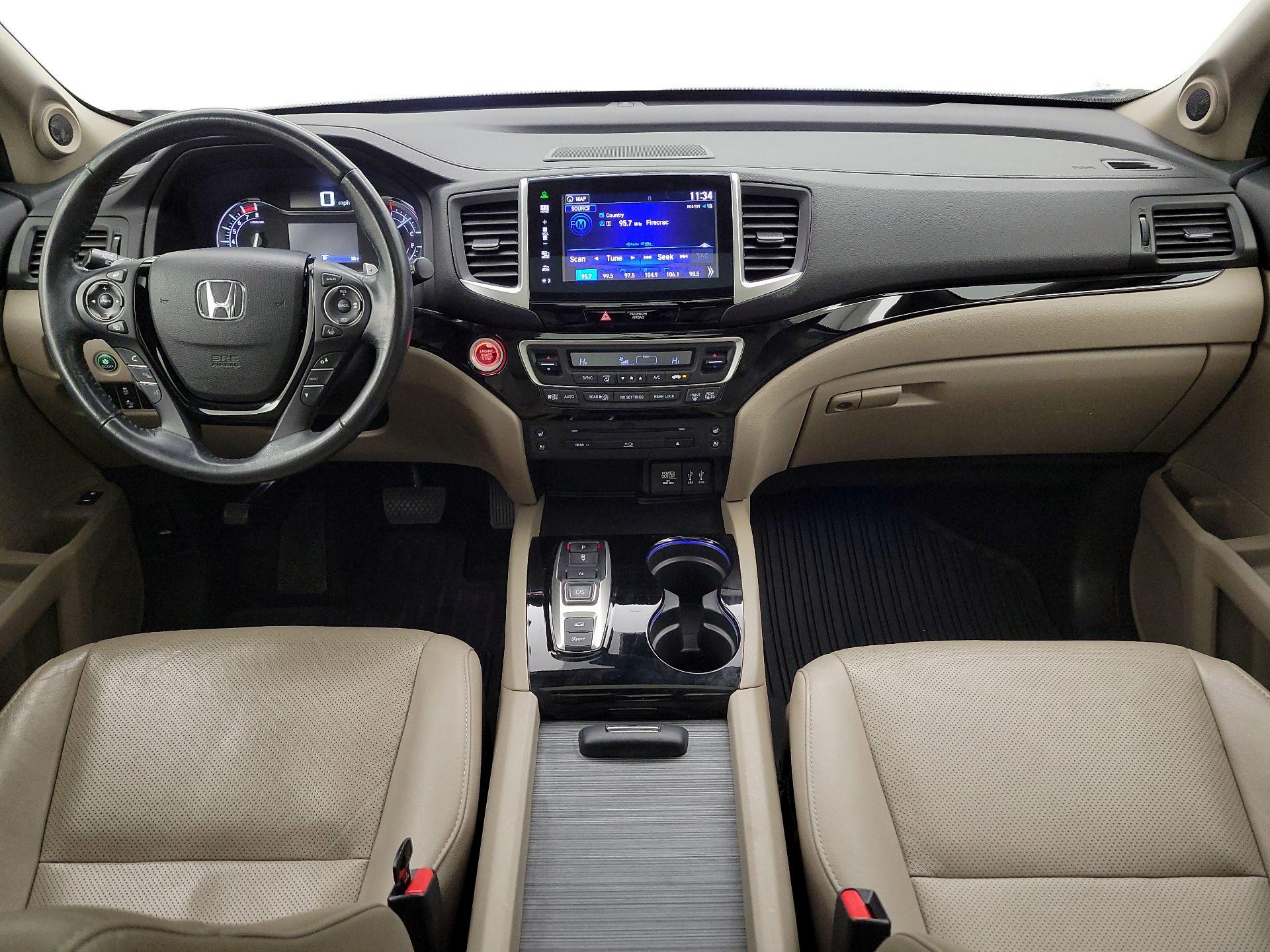 Thumbnail: 2016 Honda Pilot - 9