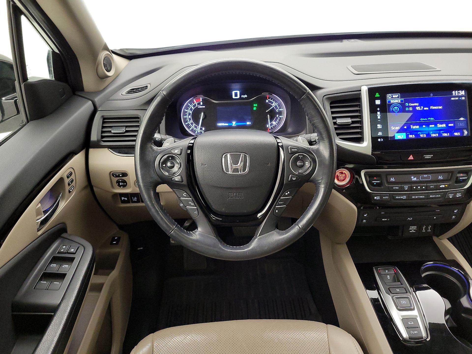 Thumbnail: 2016 Honda Pilot - 10