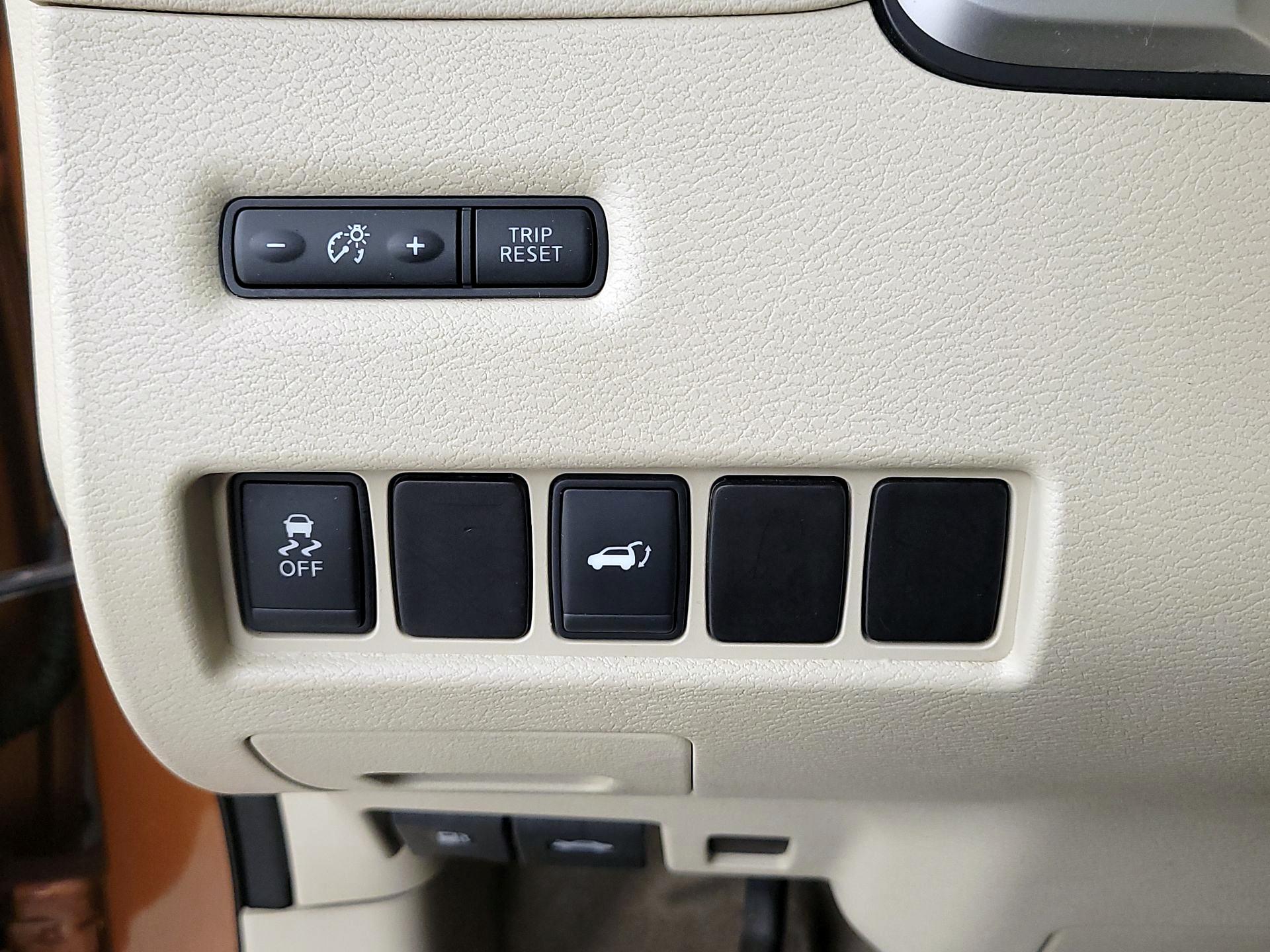 Thumbnail: 2015 Nissan Murano - 13