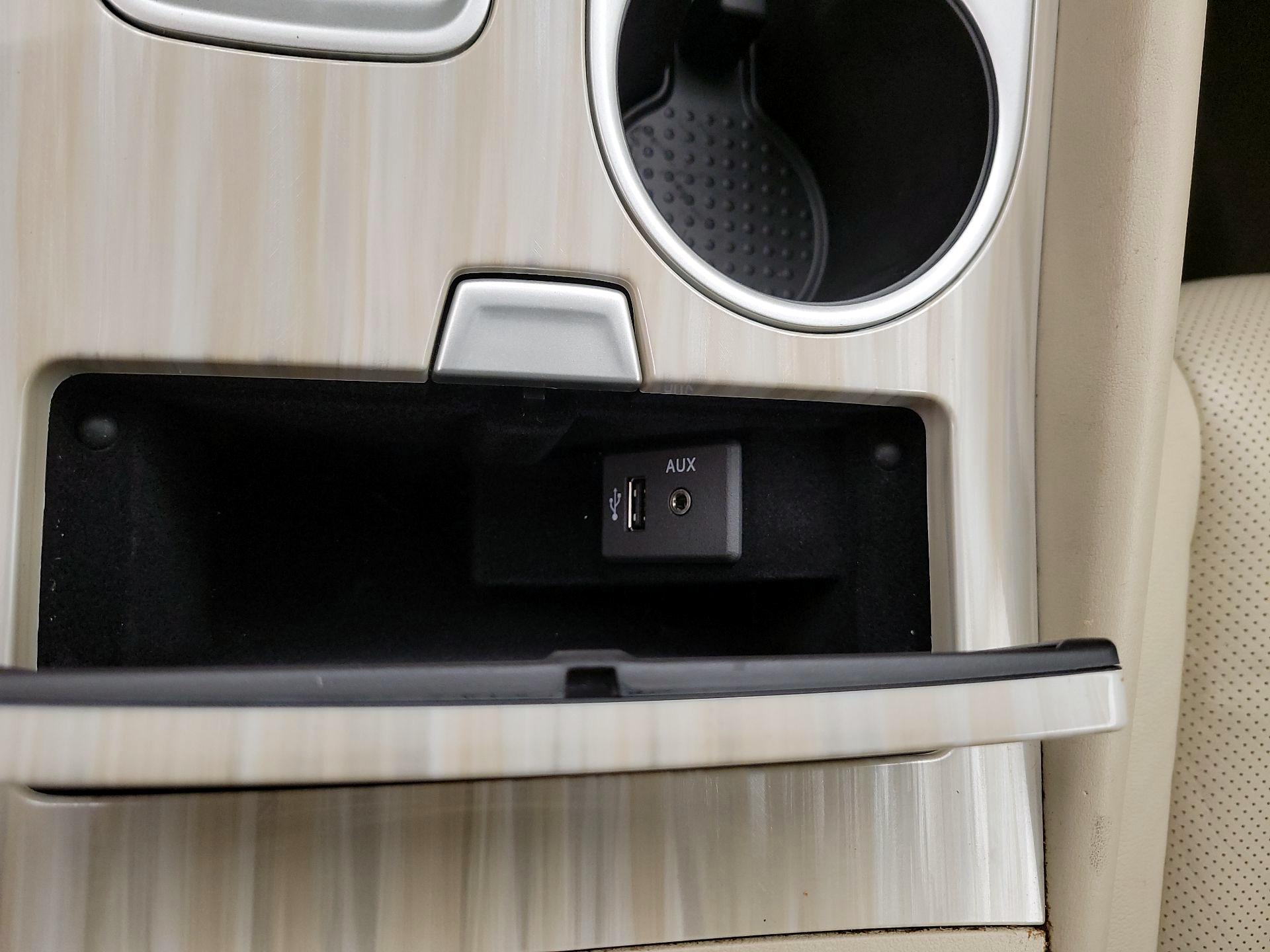 Thumbnail: 2015 Nissan Murano - 19