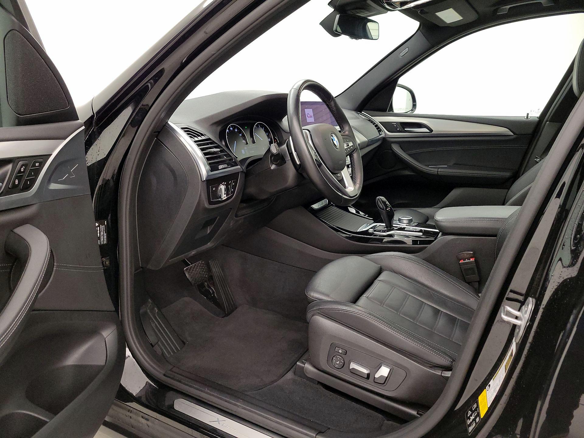 Thumbnail: 2021 BMW X3 - 11