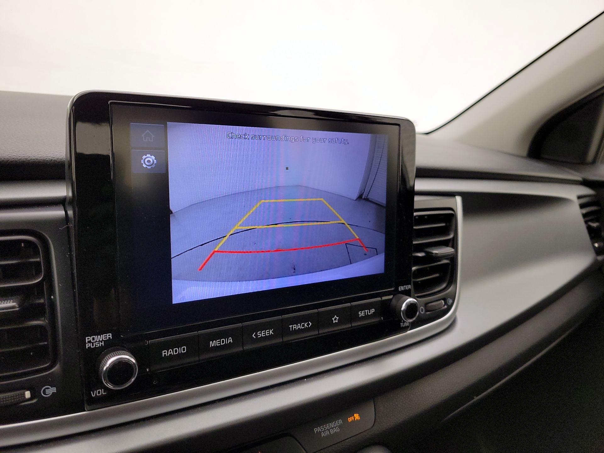 Thumbnail: 2022 Kia Rio - 14