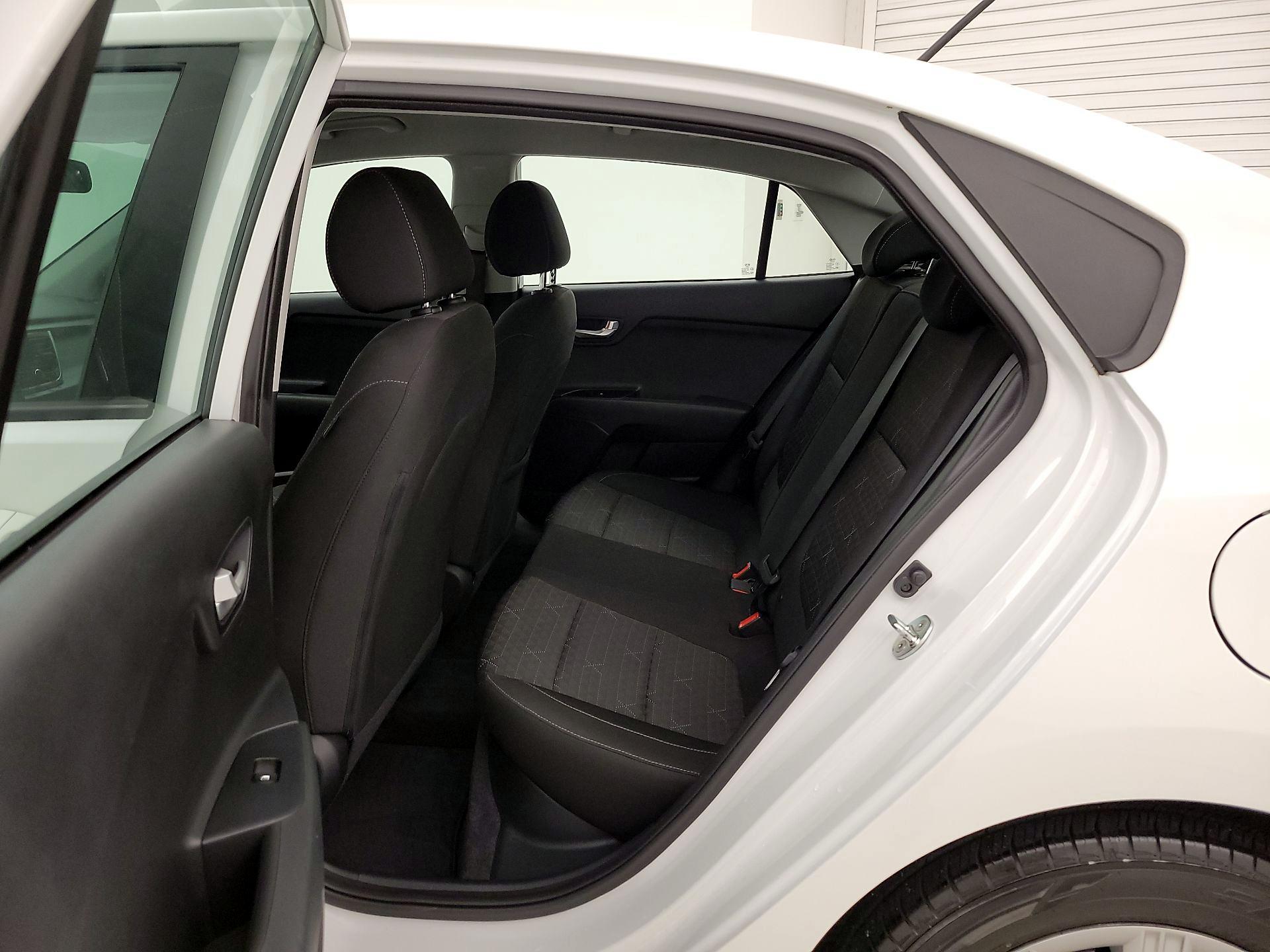 Thumbnail: 2022 Kia Rio - 19