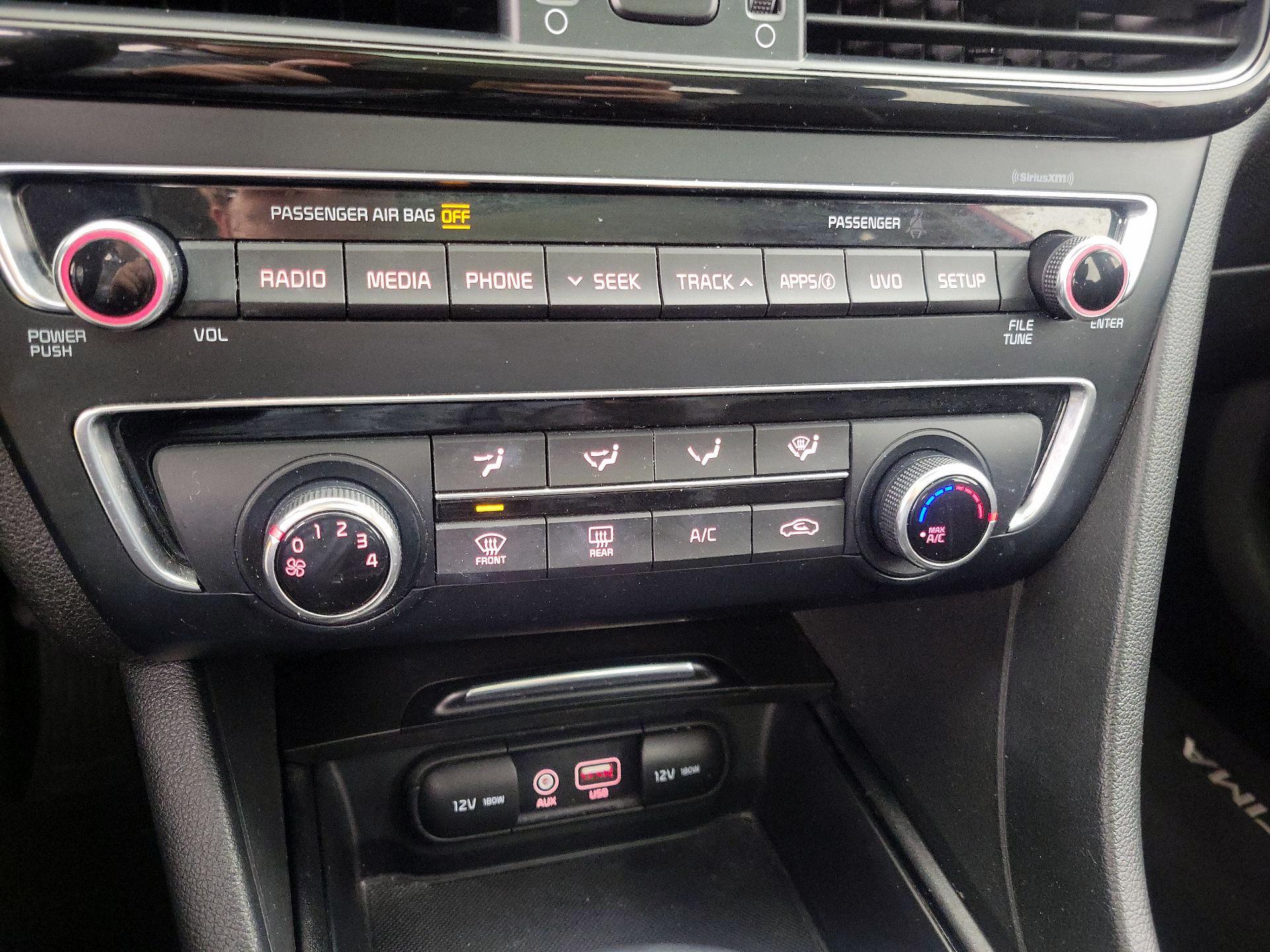 Thumbnail: 2018 Kia Optima - 16