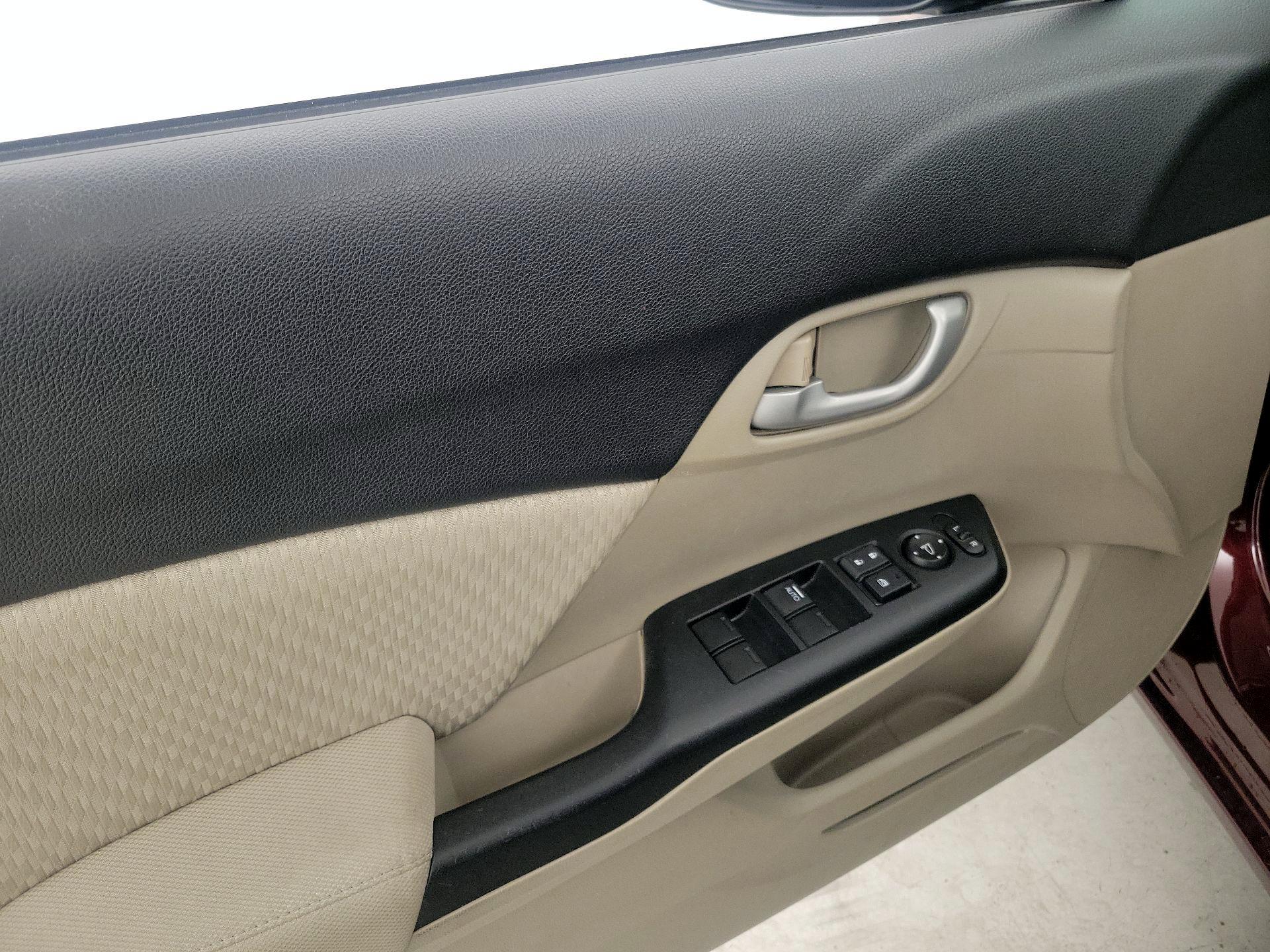 Thumbnail: 2014 Honda Civic - 12