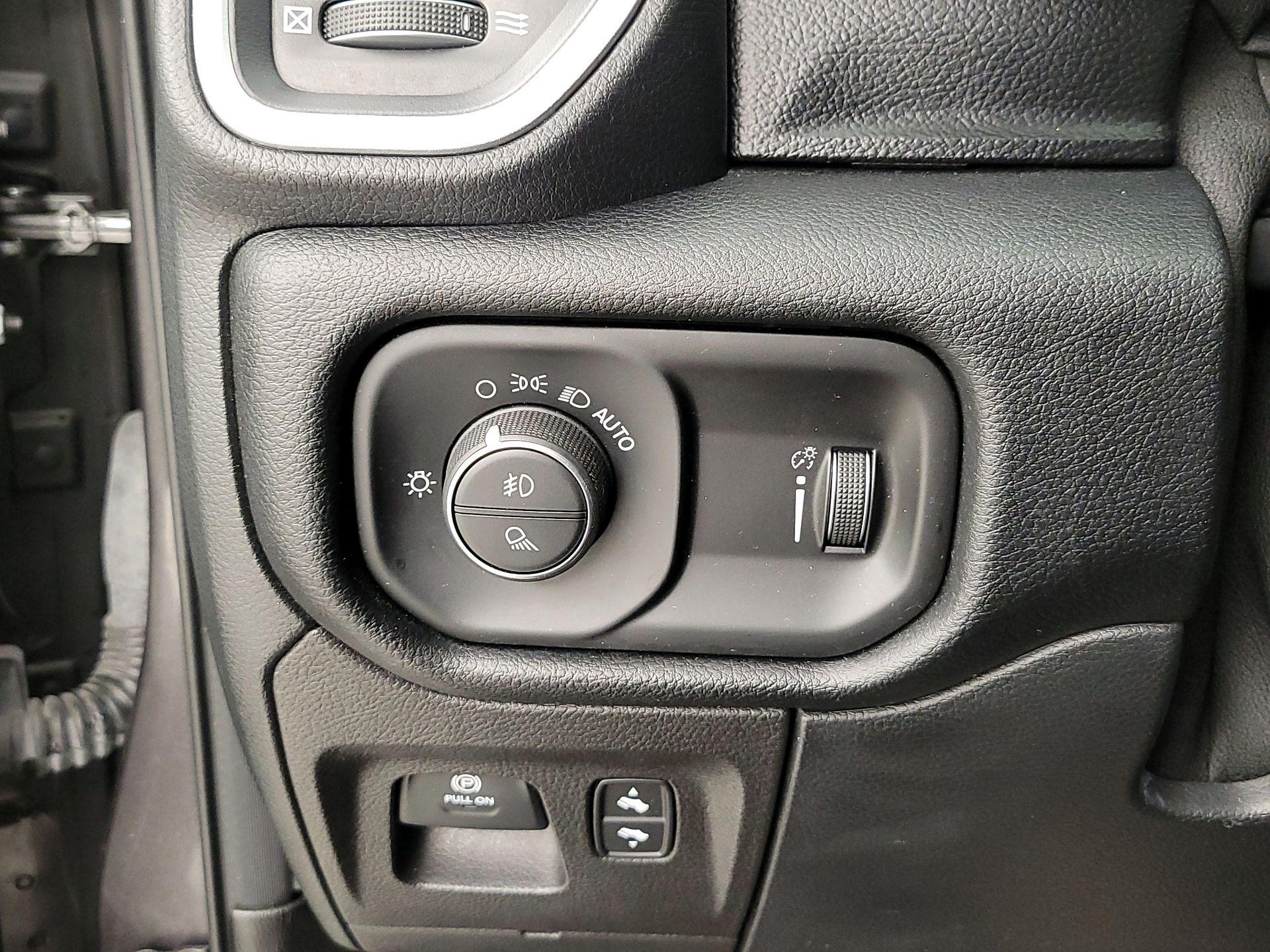 Thumbnail: 2022 RAM 1500 - 13